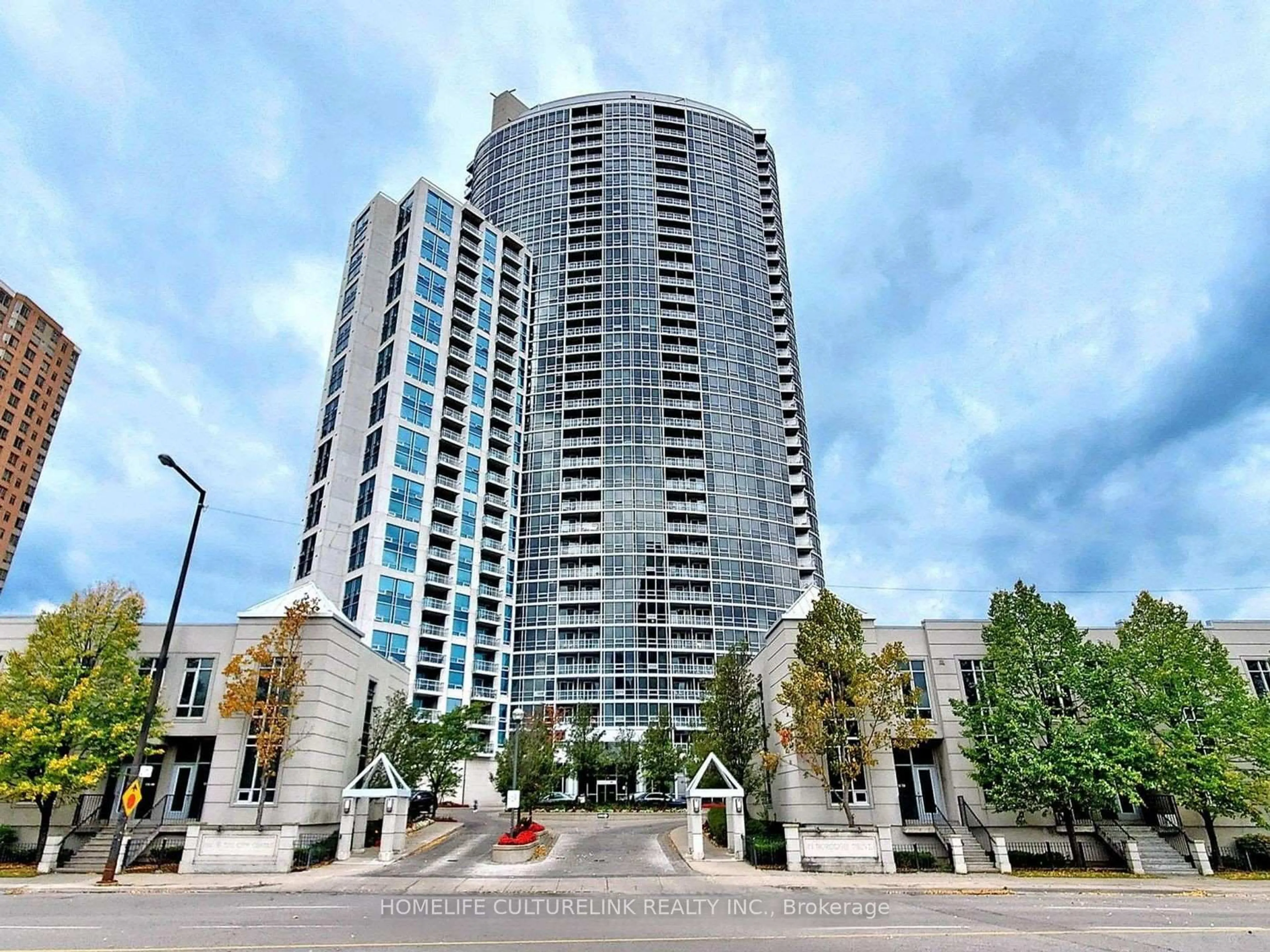 Indoor foyer for 83 Borough Dr #2311, Toronto Ontario M1P 5E4