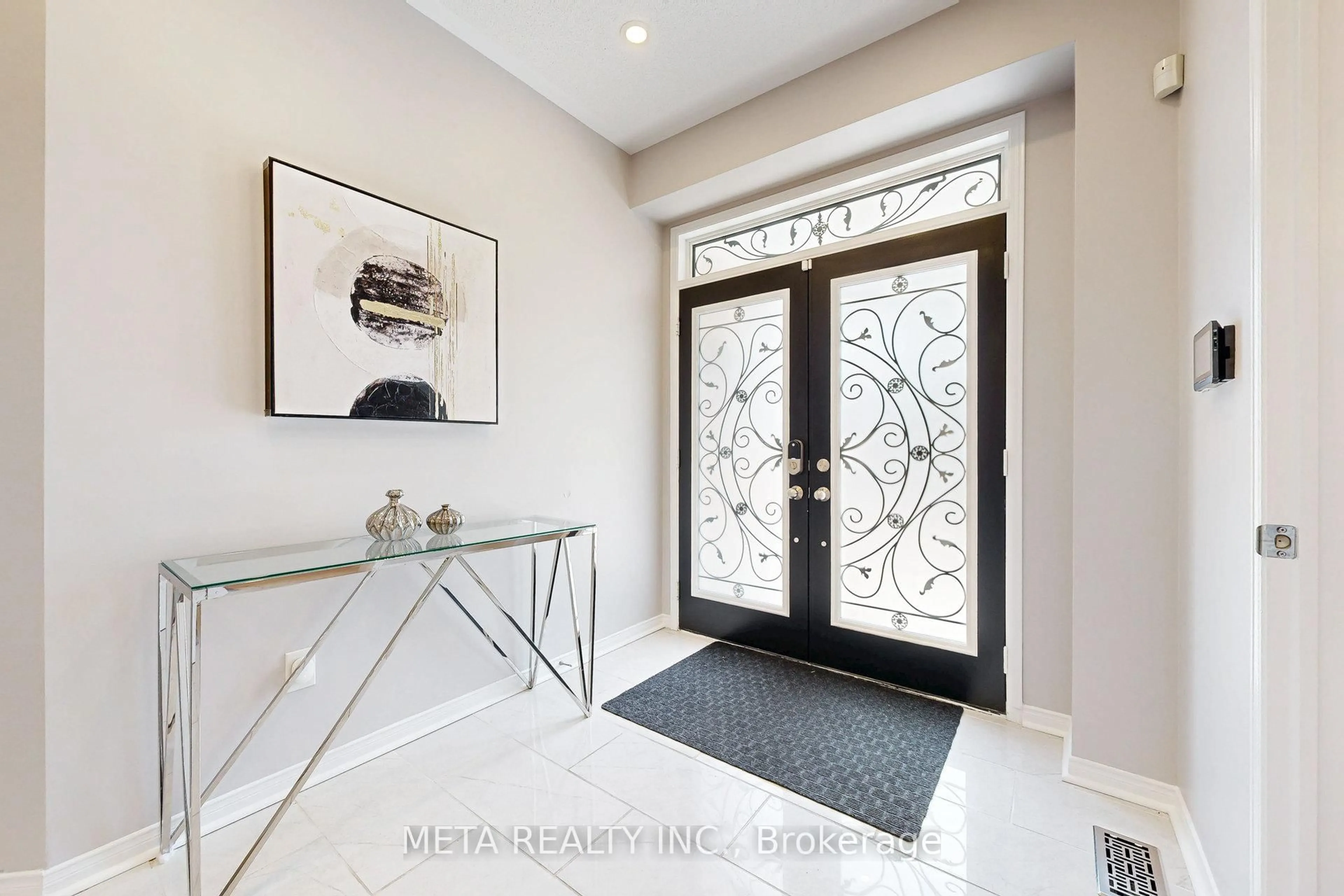 Contemporary bathroom, ceramic/tile floor for 11 Keiffer Crt, Whitby Ontario L1P 0A9