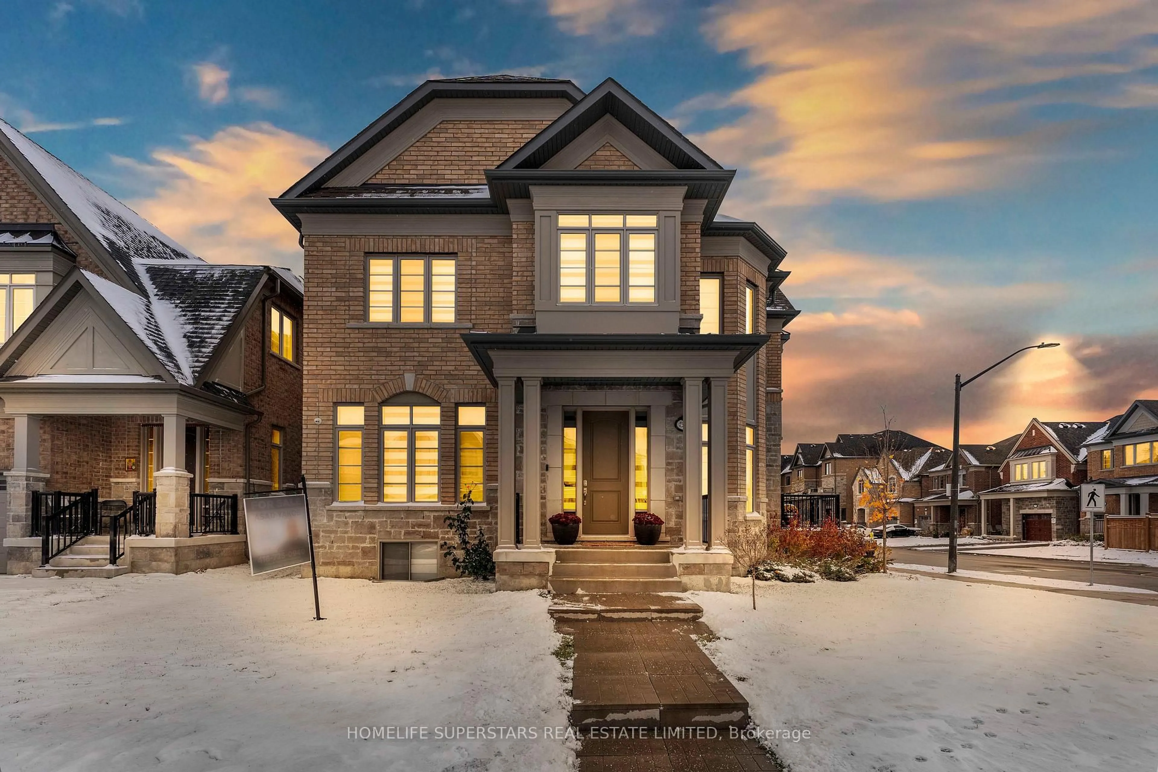 Home with brick exterior material, street for 55 Christine Elliott Ave, Whitby Ontario L1P 0C8