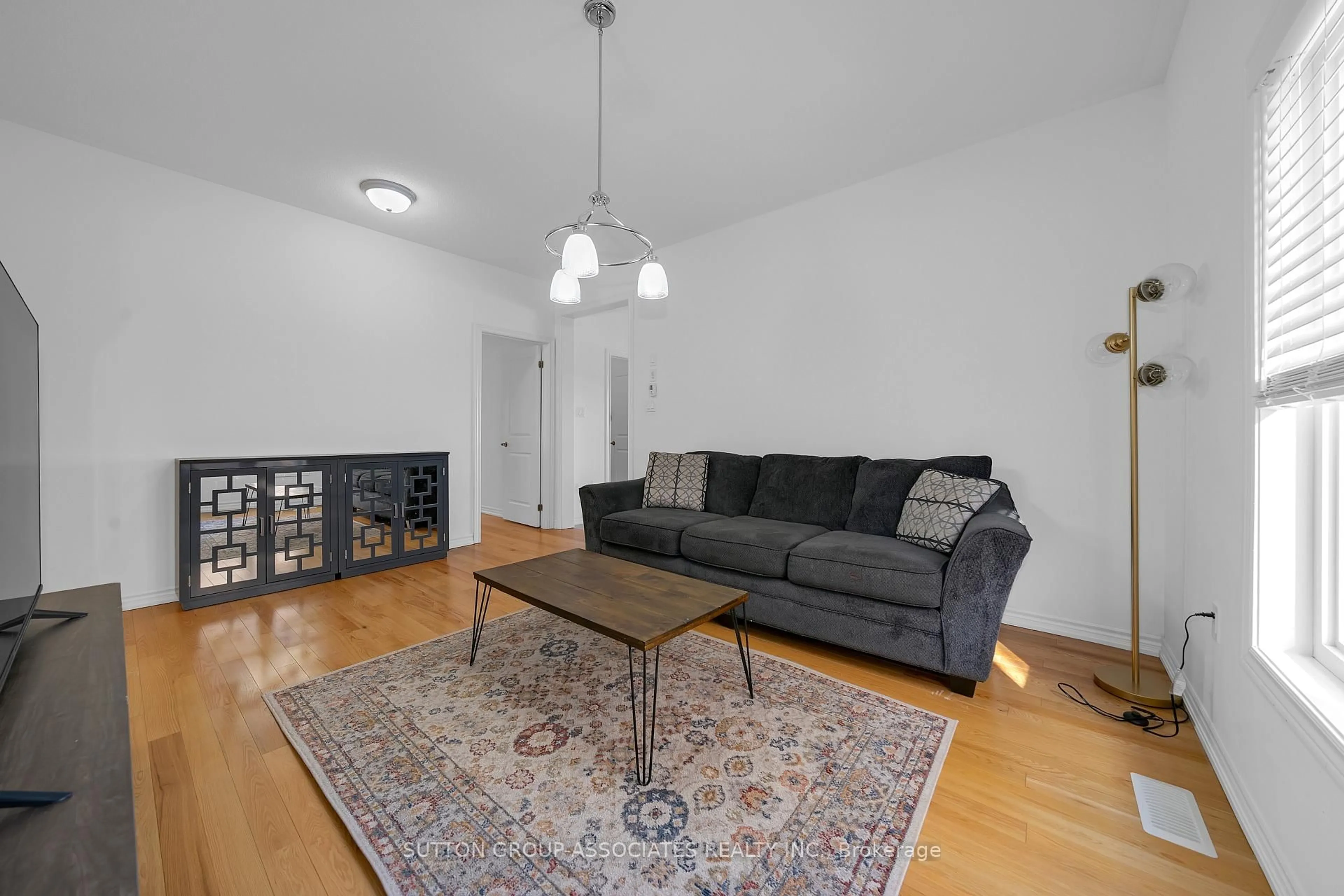 Living room with furniture, unknown for 130 Lyle Dr, Clarington Ontario L1C 0V7