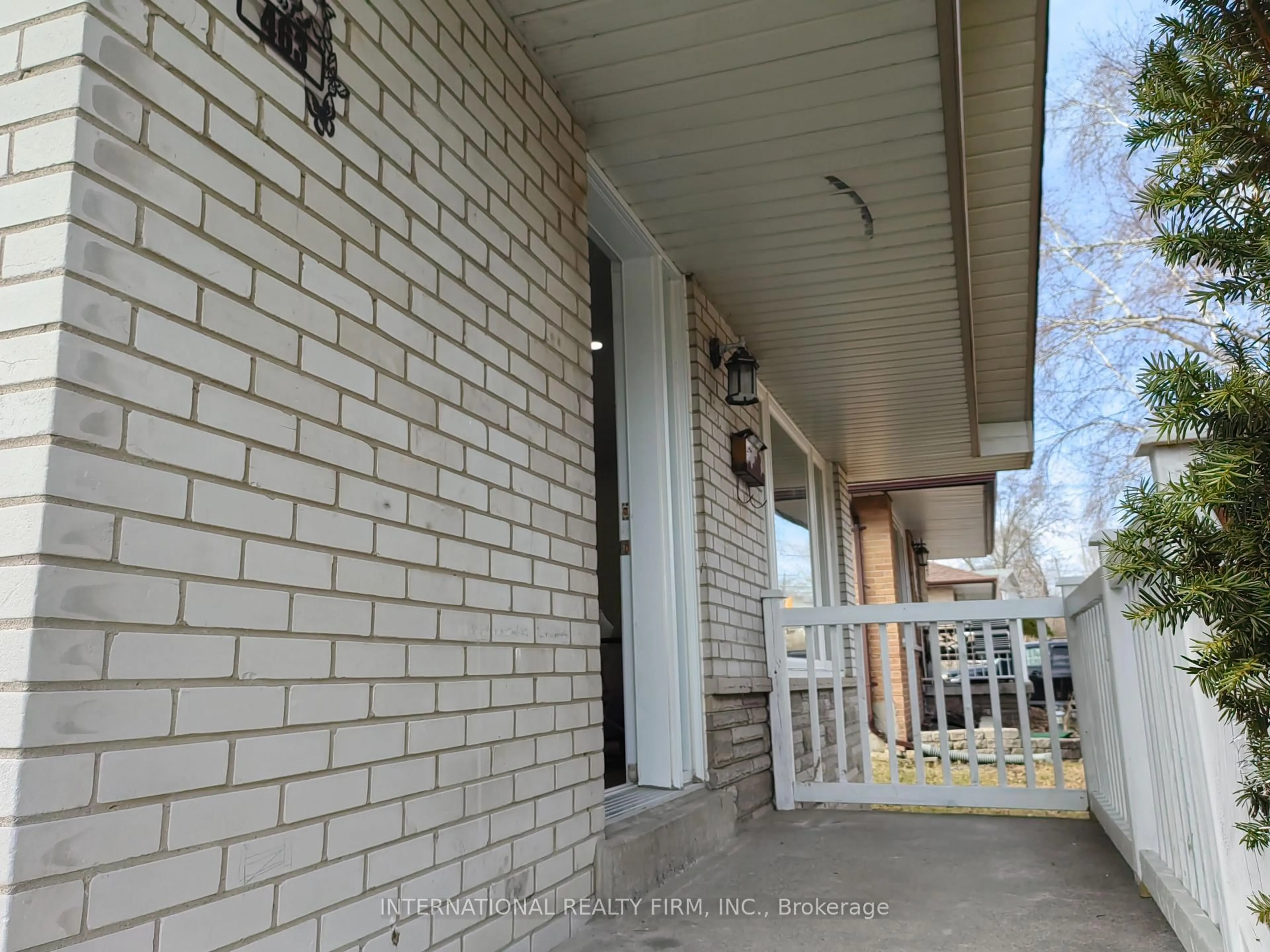 Unknown for 463 Rossland Rd, Oshawa Ontario L1G 2X3