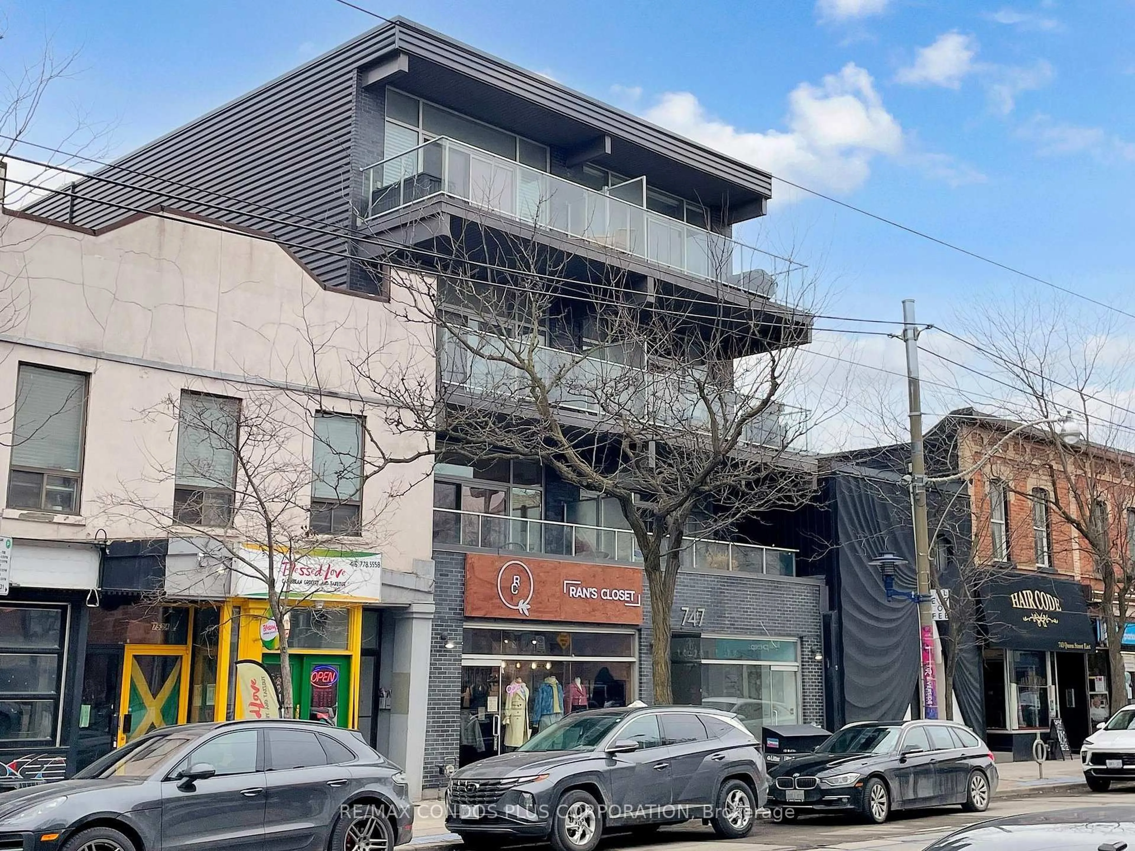 Unknown for 747 Queen St #201, Toronto Ontario M4M 1H3