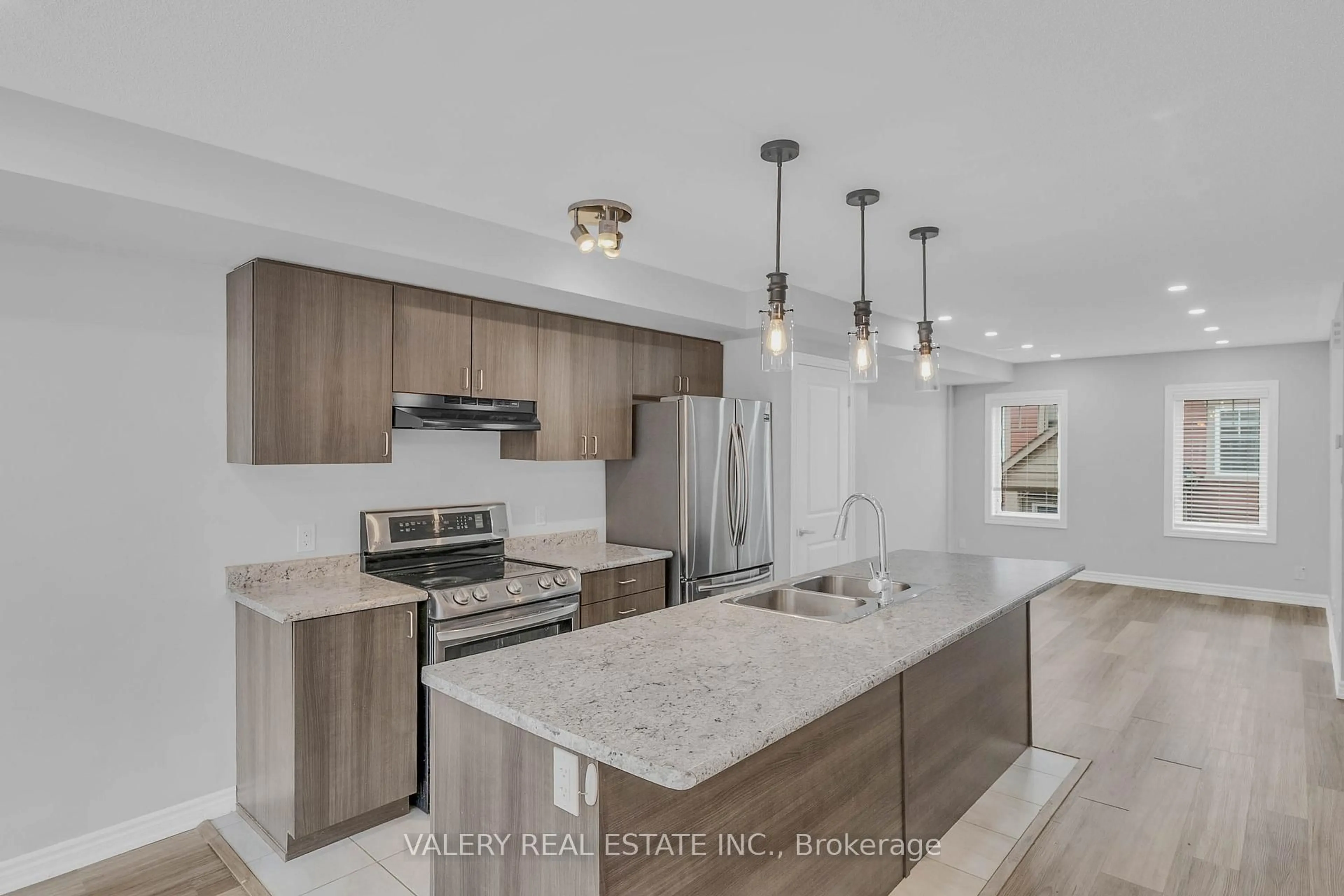 Open concept kitchen, unknown for 2500 Hill Rise Crt #65, Oshawa Ontario L1L 0M6