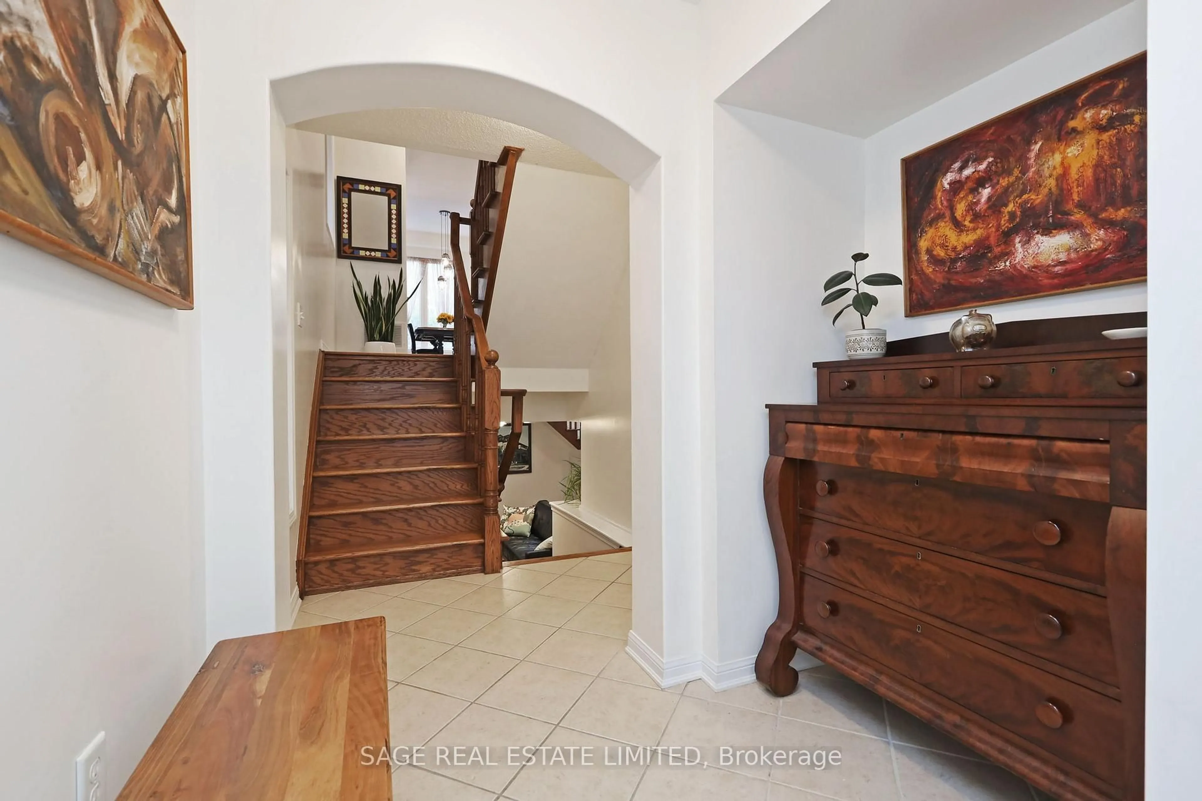 Indoor foyer for 23 Ferguson St, Toronto Ontario M1L 0C2