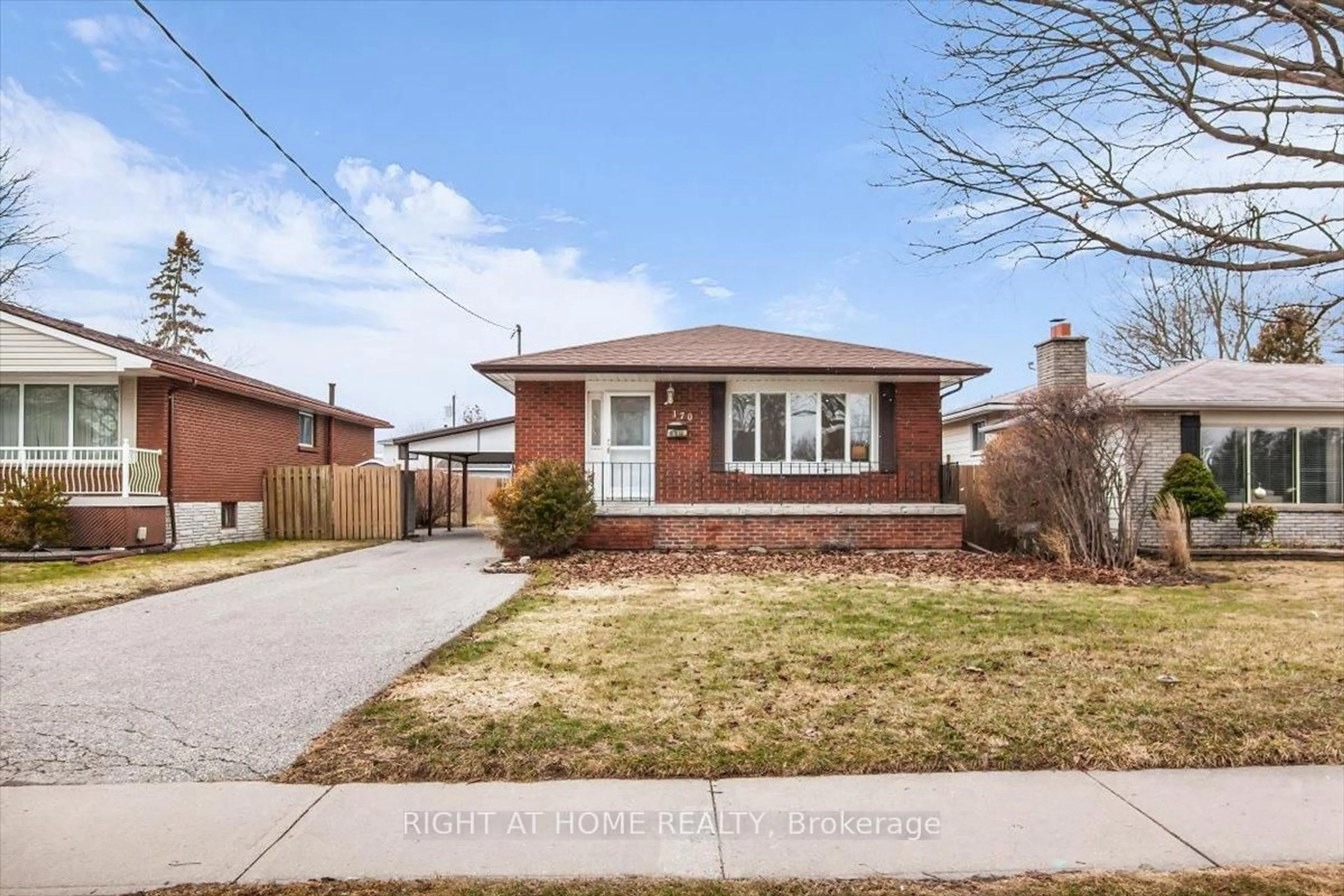 Home with brick exterior material, street for 170 Farewell St, Oshawa Ontario L1H 6L7