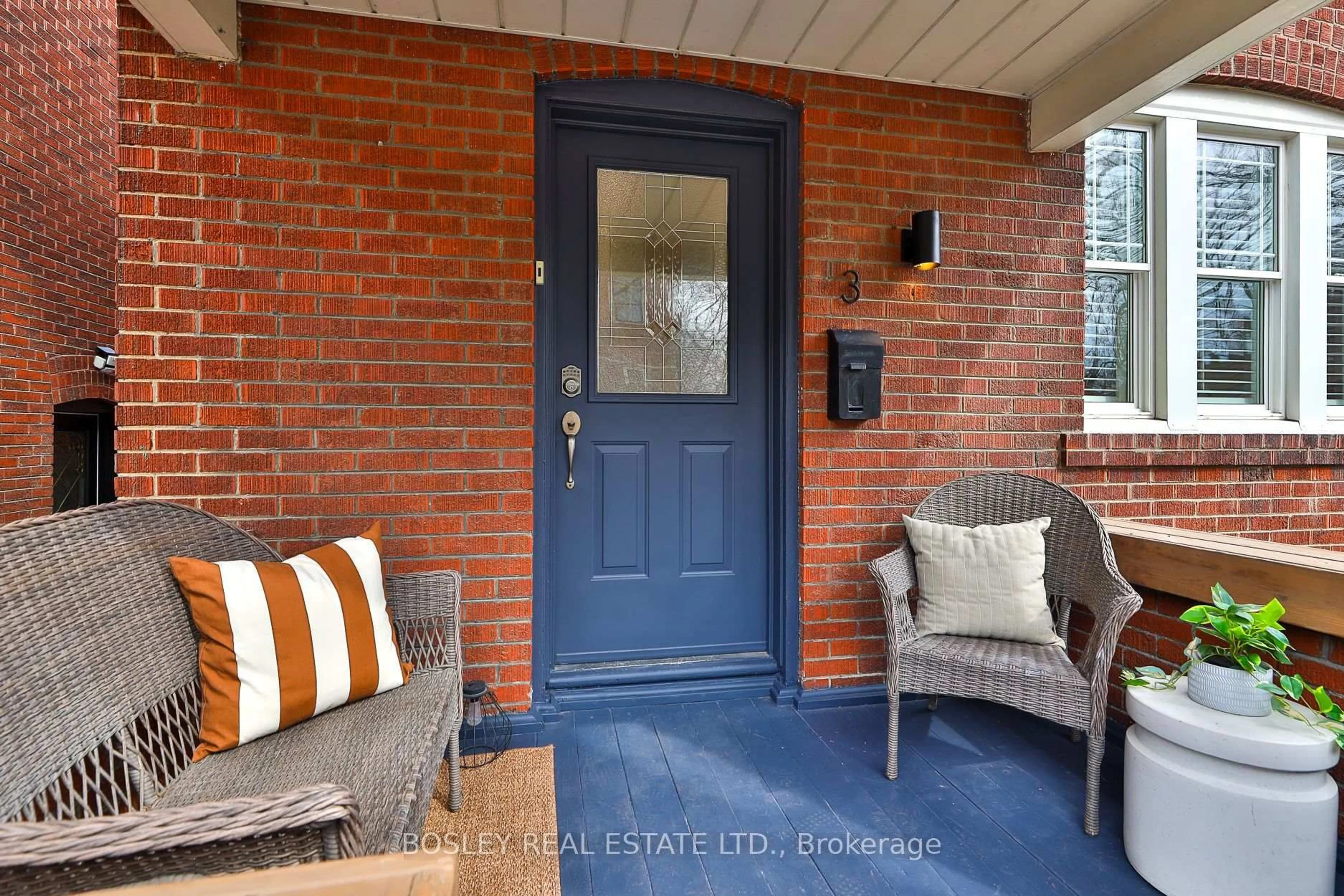 Unknown for 3 Phin Ave, Toronto Ontario M4J 3T1