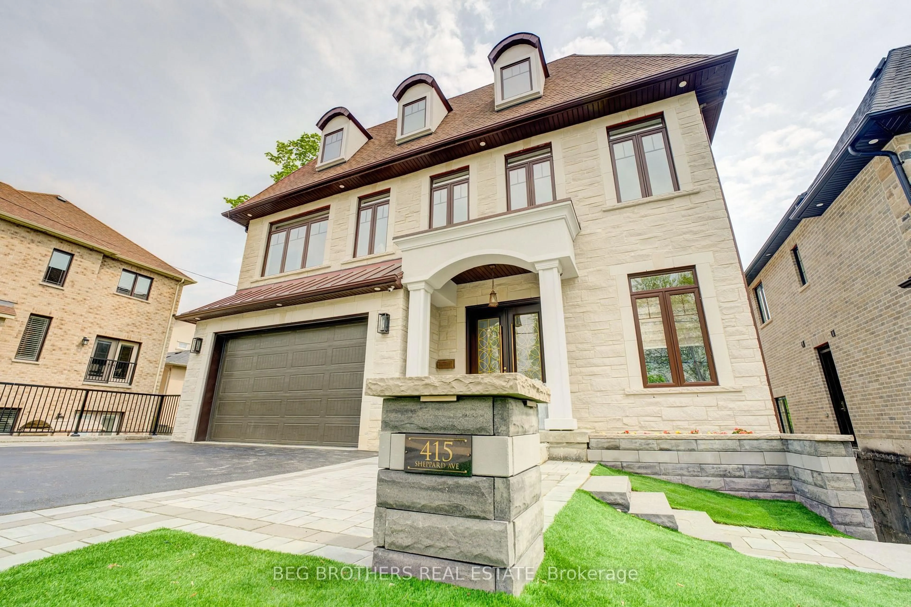 Home with brick exterior material, street for 415 Sheppard Ave, Pickering Ontario L1V 1E6