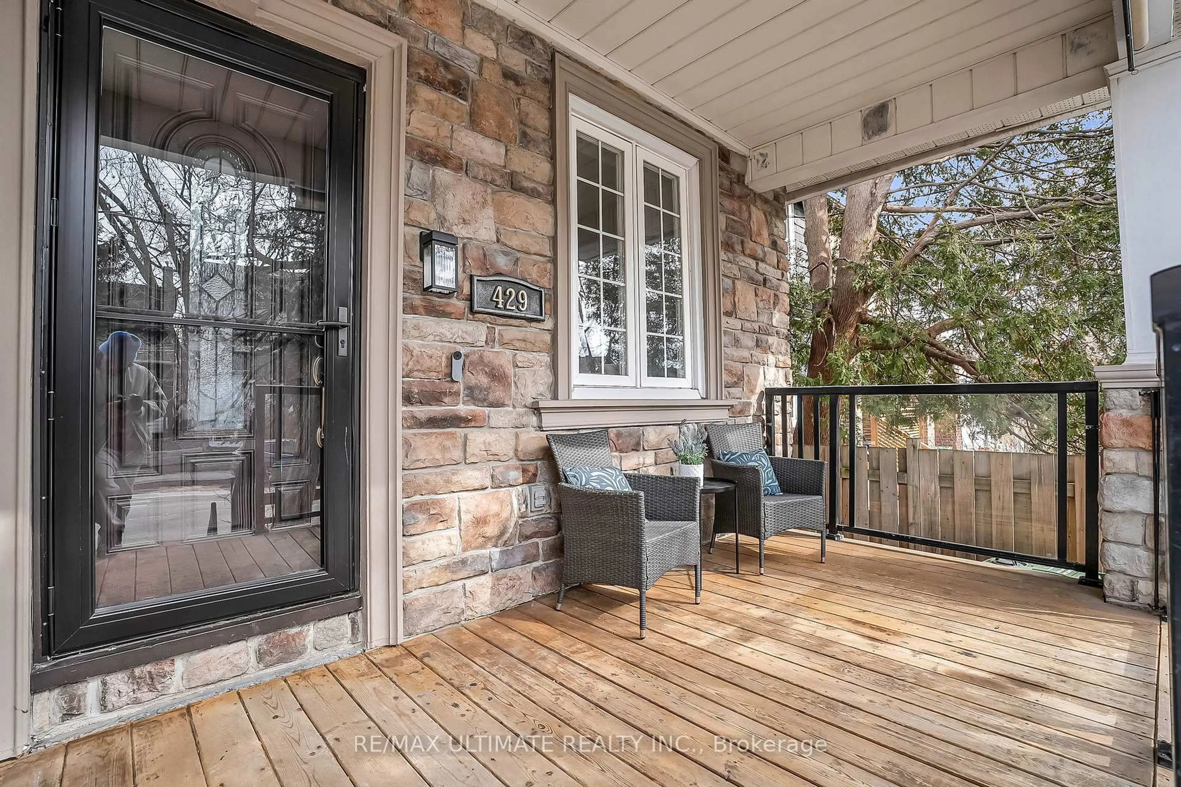 Patio, street for 429 Jones Ave, Toronto Ontario M4J 3G6