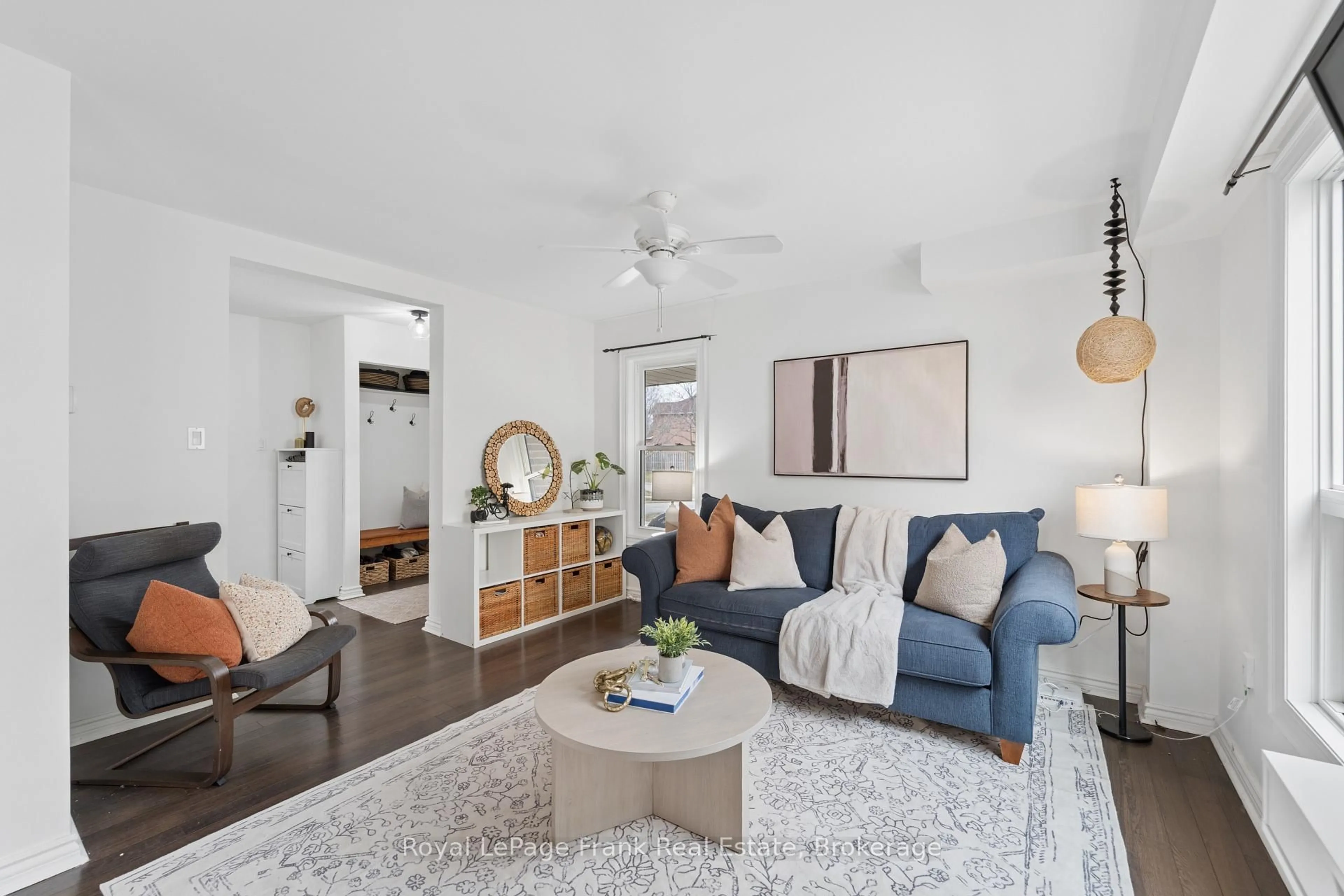 Living room with furniture, unknown for 124 Humphrey Dr, Ajax Ontario L1S 4Y7