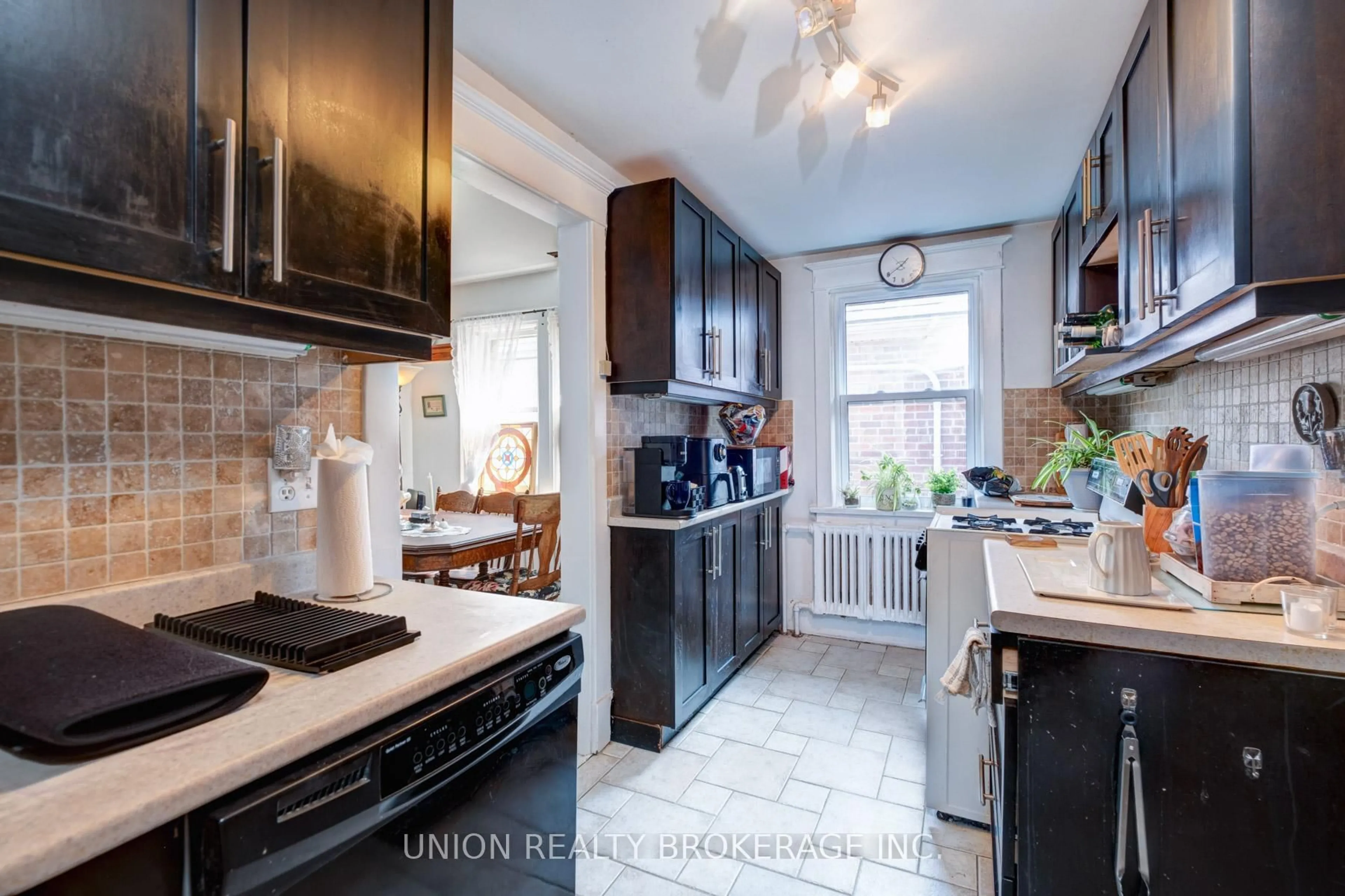 Unknown for 40 Glen Manor Dr, Toronto Ontario M4E 2X2