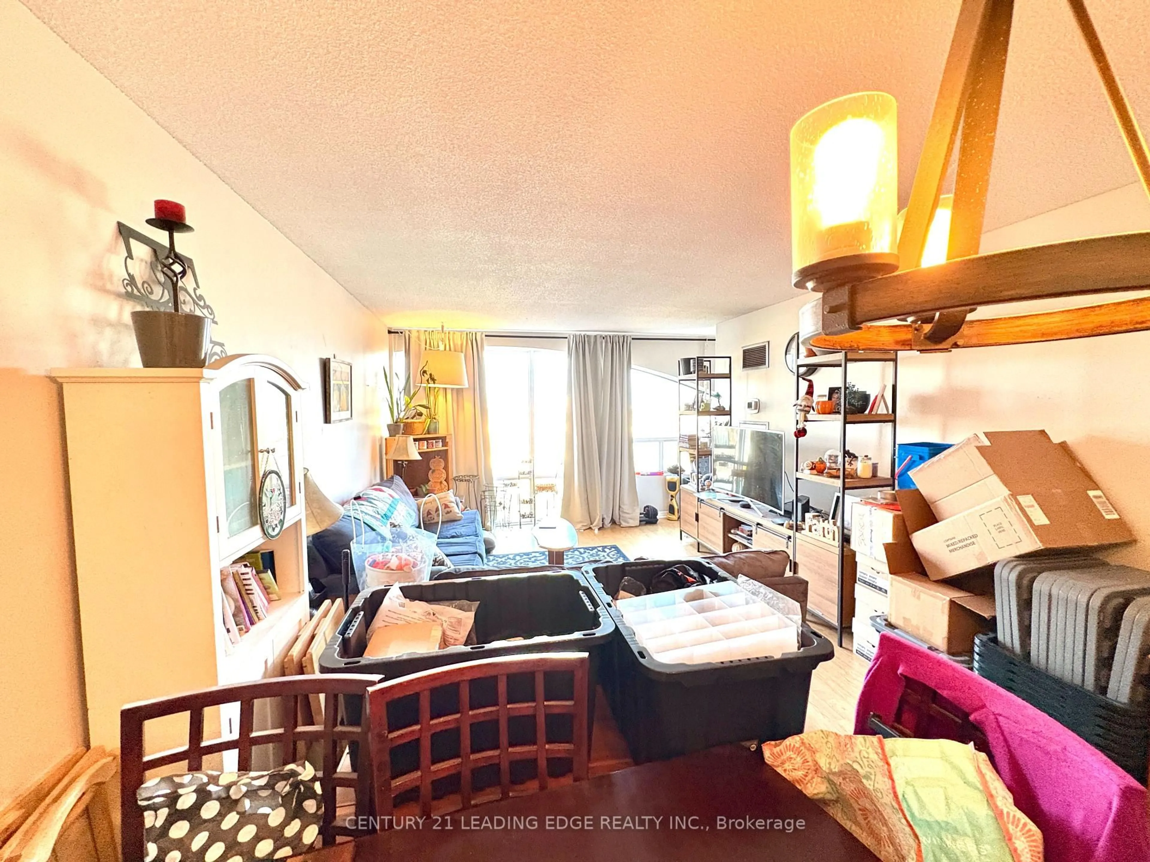 A pic of a room for 1665 Pickering Pkwy #815, Pickering Ontario L1V 6L4