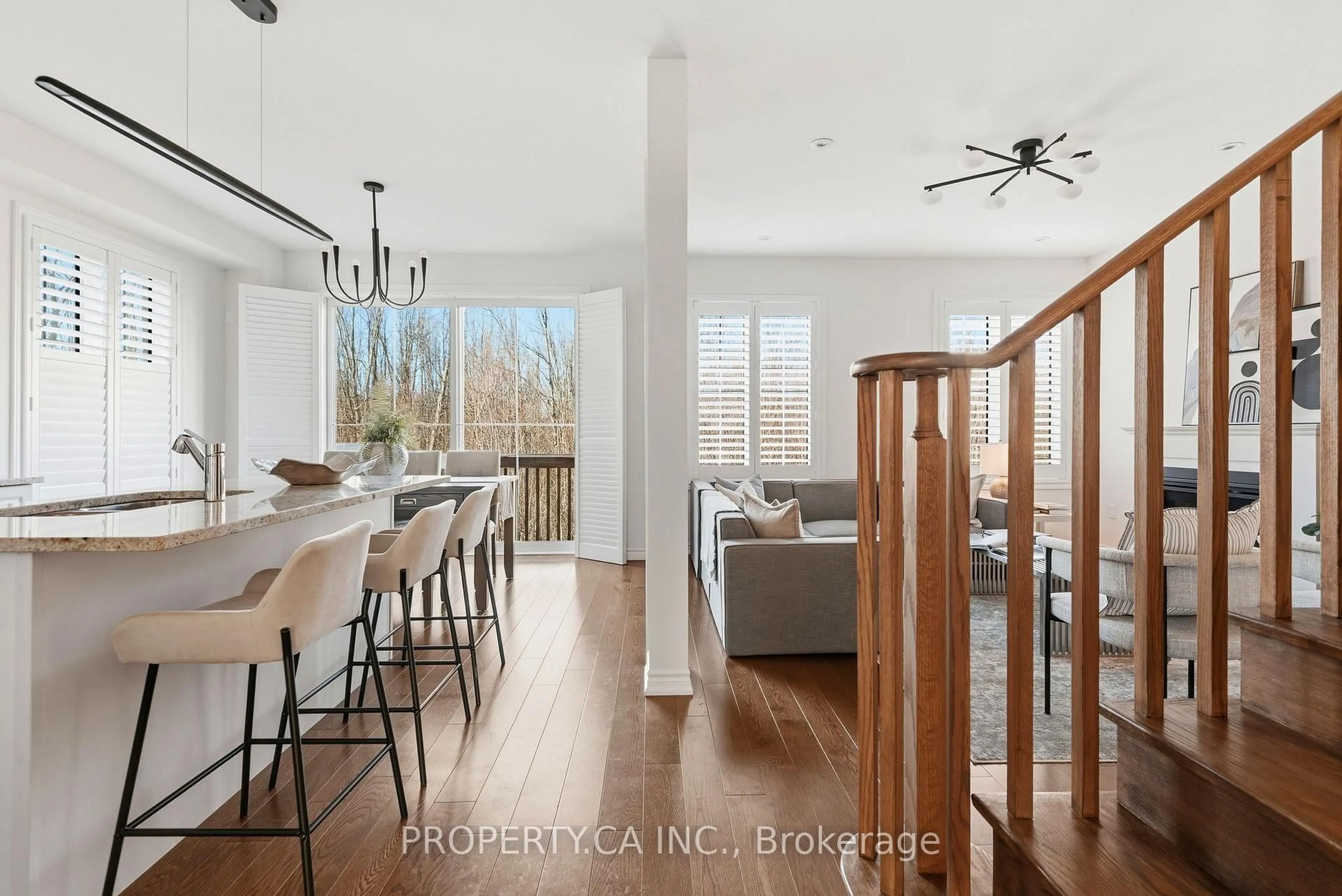 Open concept kitchen, wood/laminate floor for 99 Auckland Dr, Whitby Ontario L1P 0J4