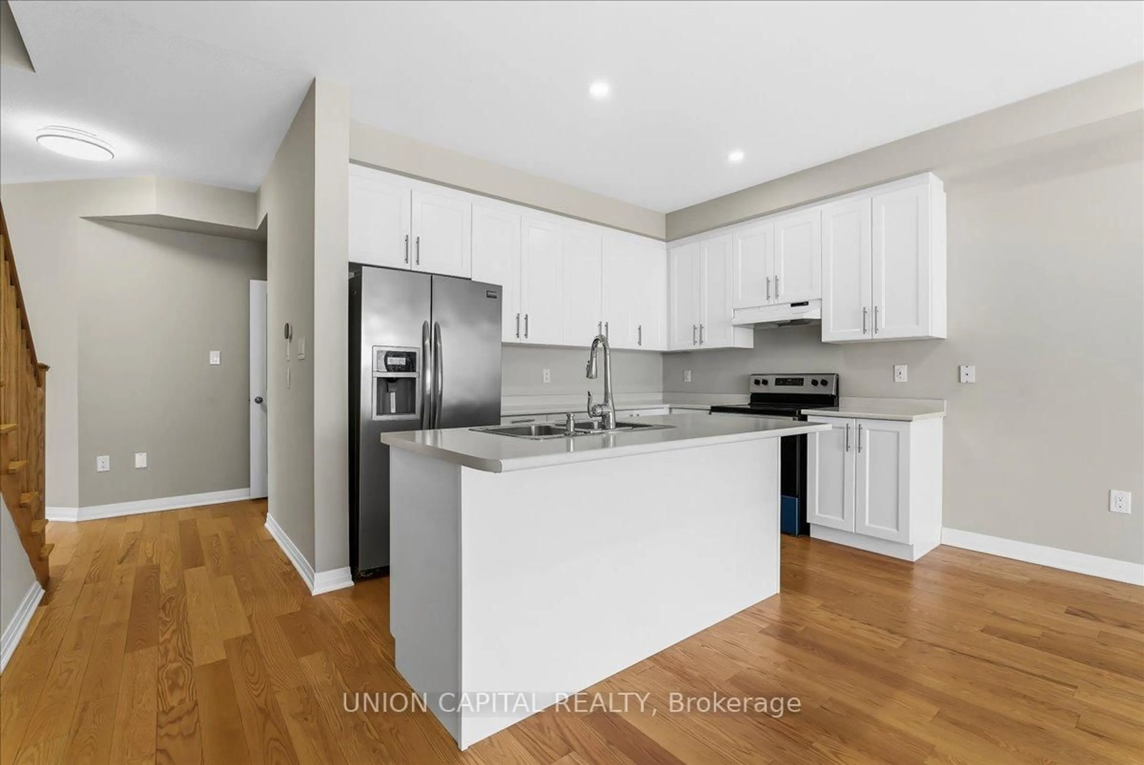 Open concept kitchen, unknown for 11 Sailors Landing, Clarington Ontario L1C 7G4
