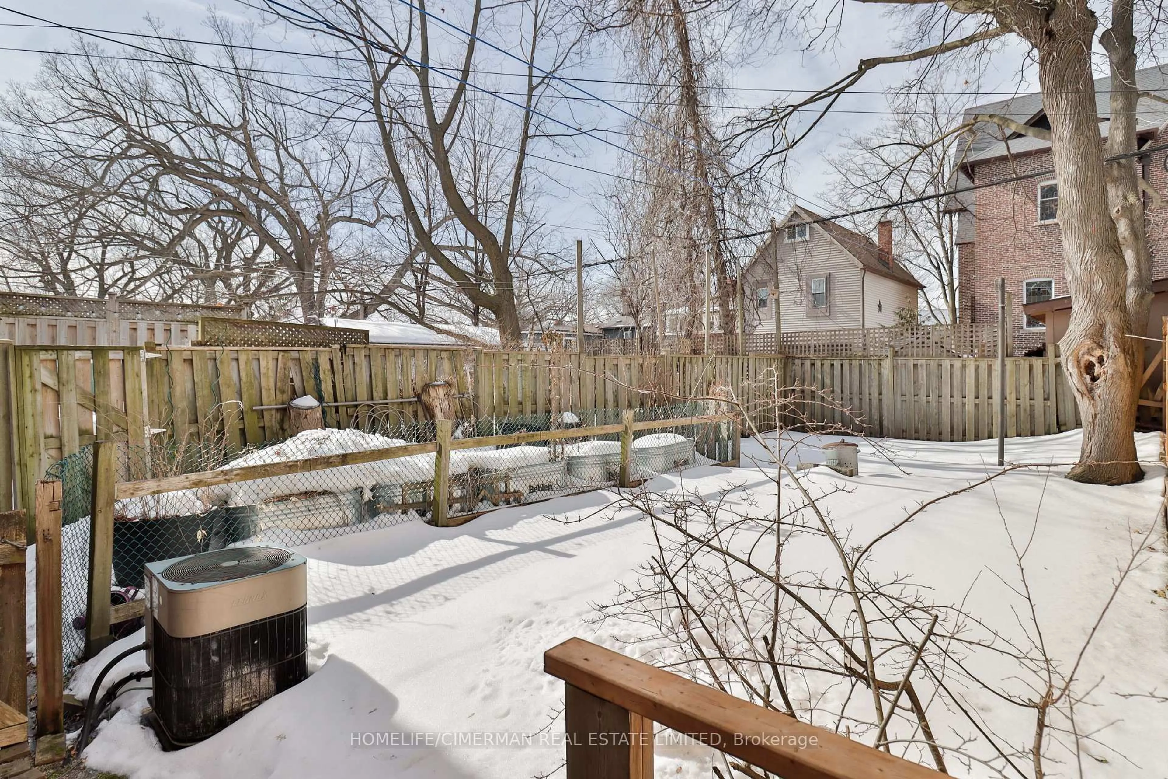 Patio, street for 60 Beach View Cres, Toronto Ontario M4E 2L5