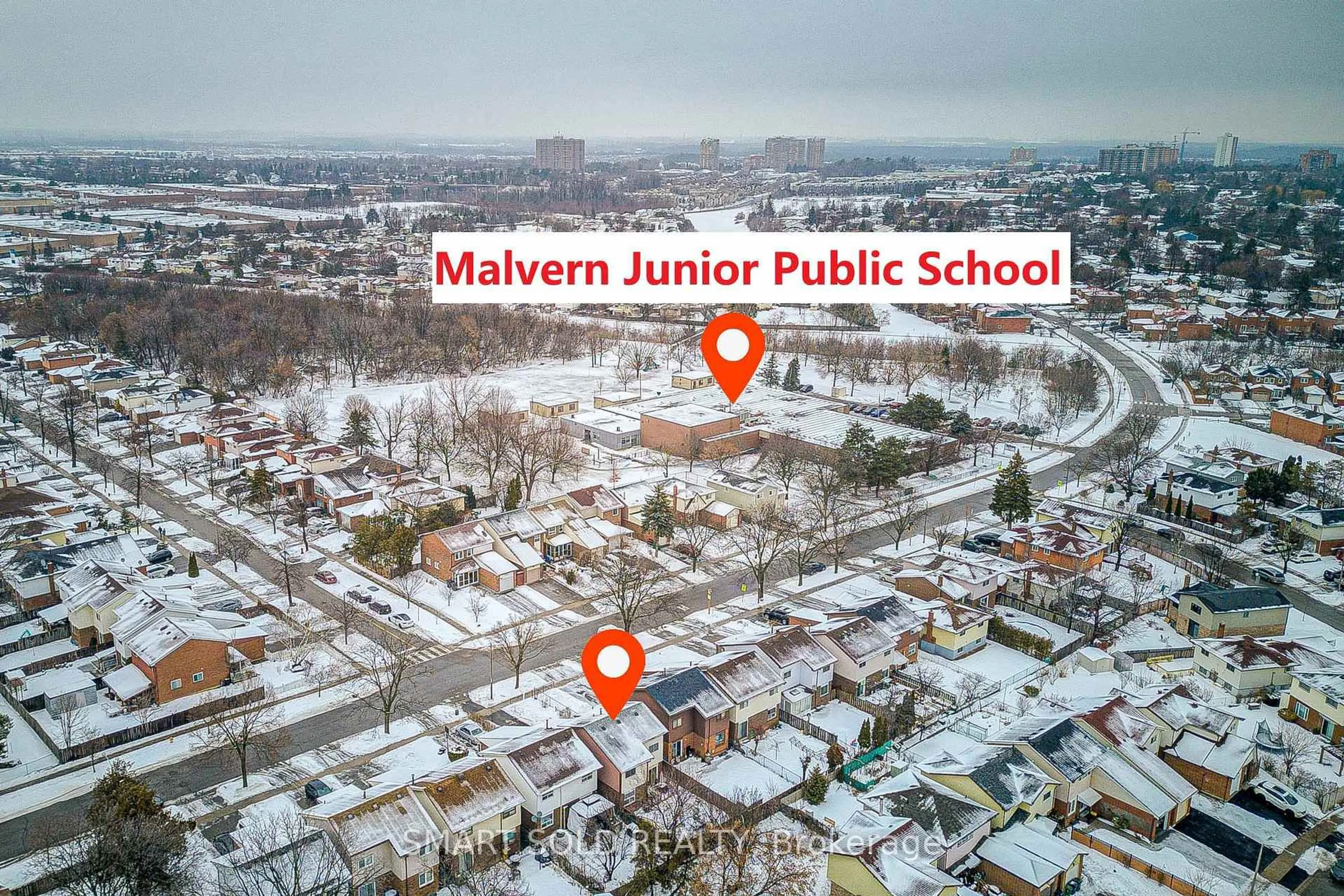 A pic from outside/outdoor area/front of a property/back of a property/a pic from drone, street for 43 Mammoth Hall Tr, Toronto Ontario M1B 1P5