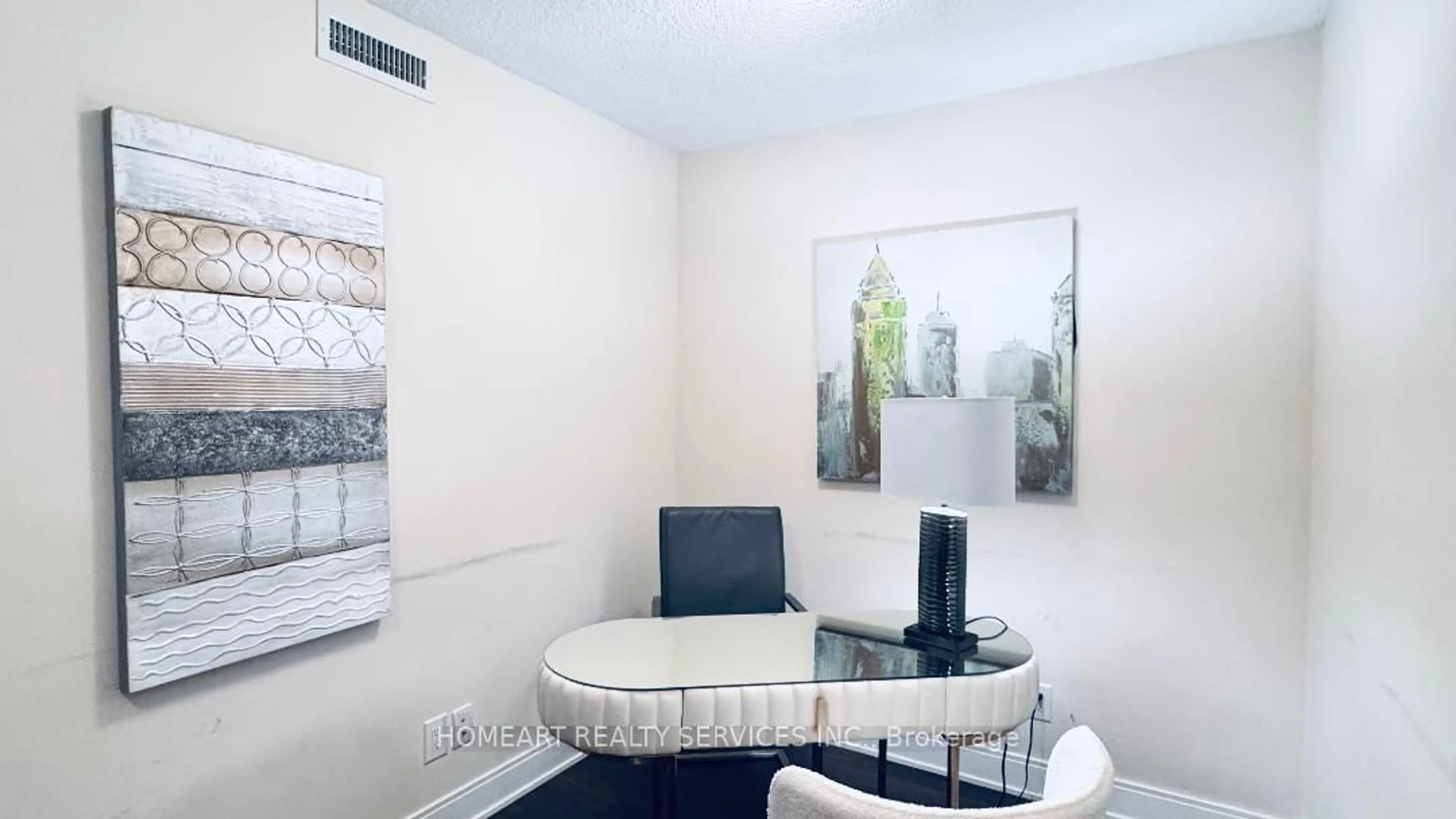 A pic of a room for 125 Village Green Sq #2507, Toronto Ontario M1S 0G3