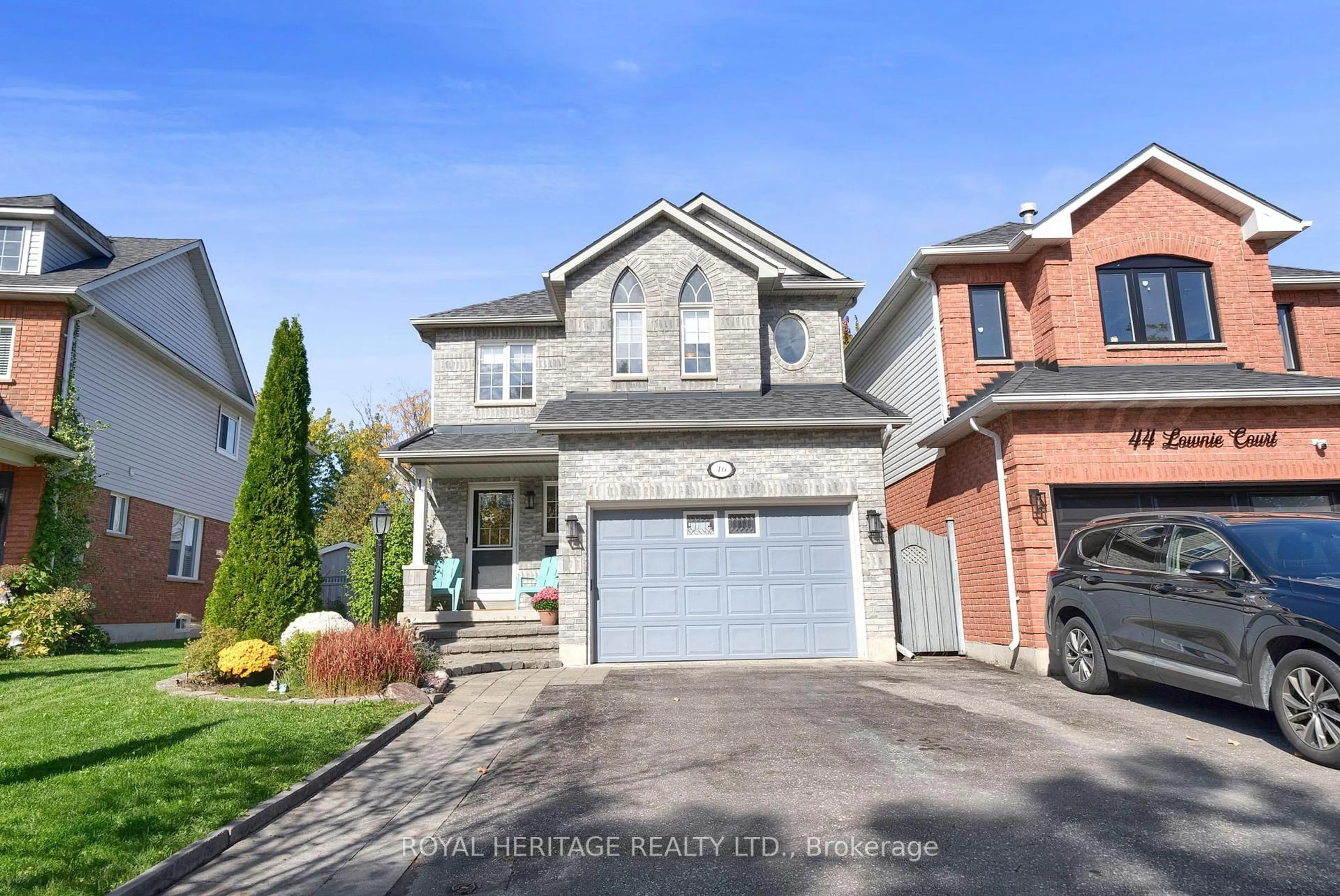 Home with brick exterior material, street for 46 Lownie Crt, Clarington Ontario L1C 5C9