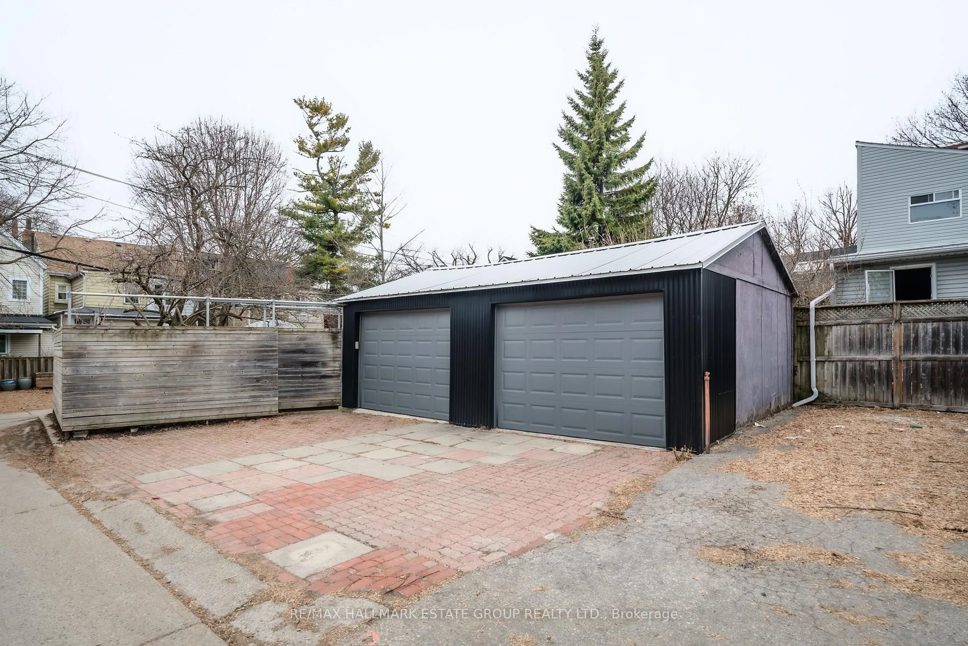Shed for 11 Austin Ave, Toronto Ontario M4M 1V7