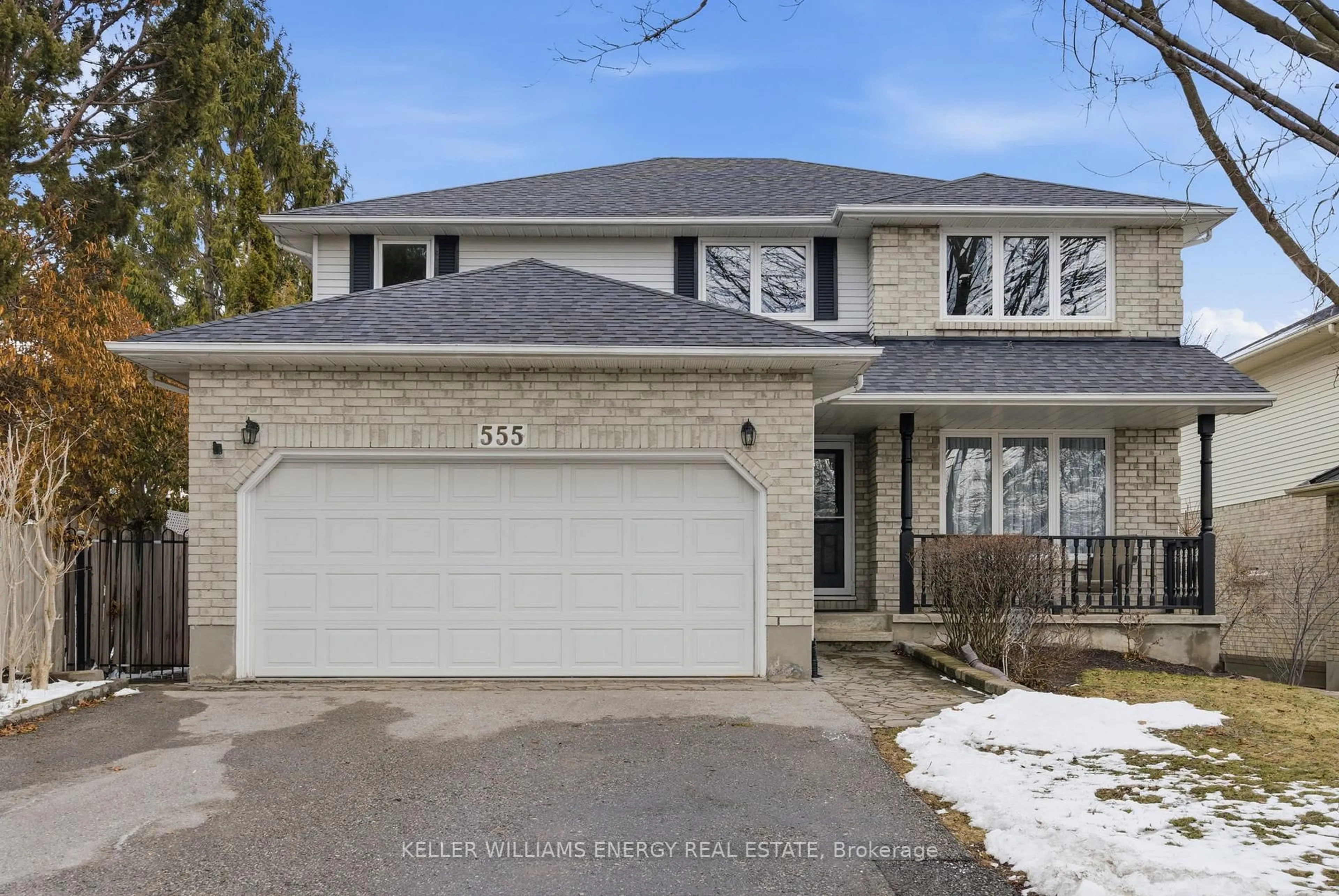 Home with brick exterior material, street for 555 Peggoty Circ, Oshawa Ontario L1K 2C4