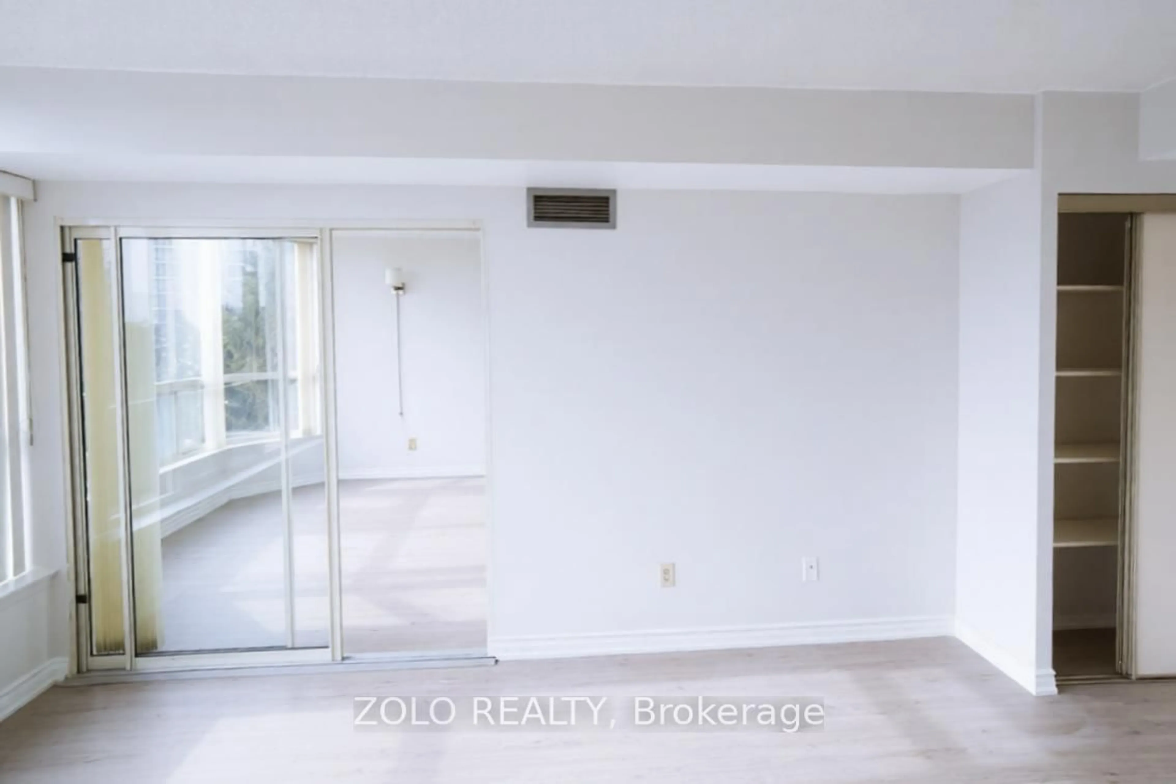 A pic of a room for 1880 Valley Farm Rd #423, Pickering Ontario L1V 6B3