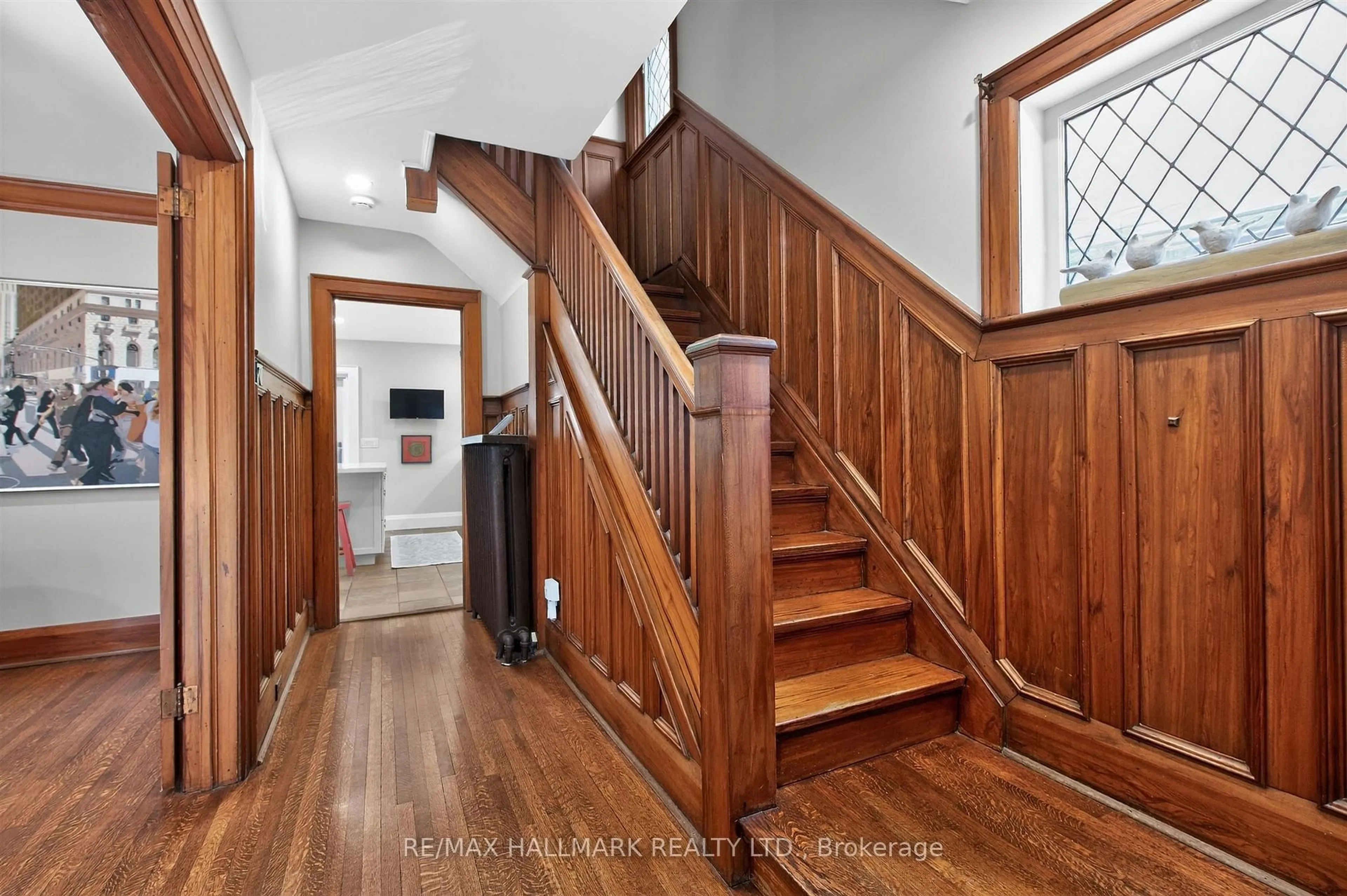 Unknown for 336 Glen Manor Dr, Toronto Ontario M4E 2X7