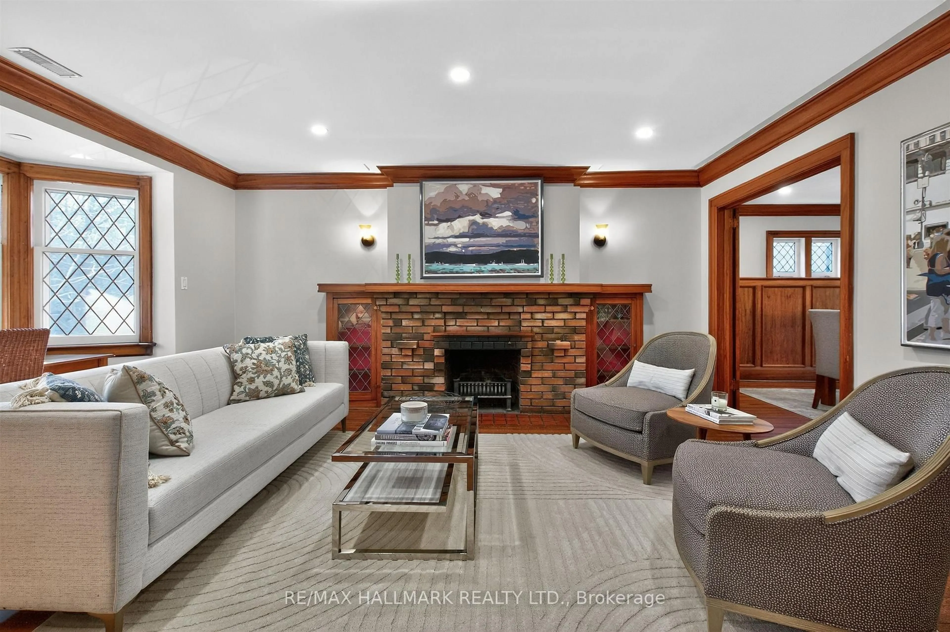 Living room with furniture, unknown for 336 Glen Manor Dr, Toronto Ontario M4E 2X7