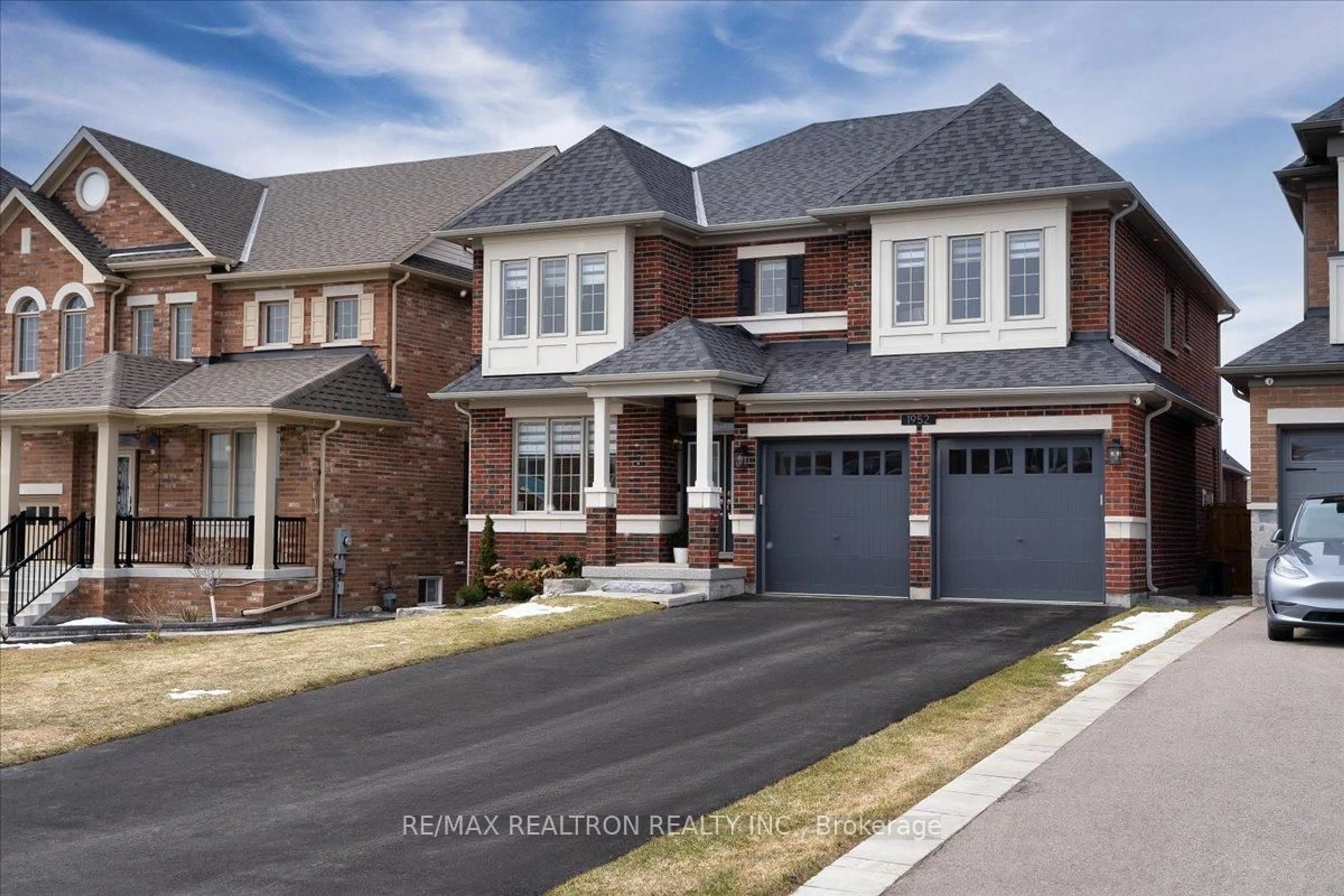 Home with brick exterior material, street for 1952 Queensbury Dr, Oshawa Ontario L1K 0S1