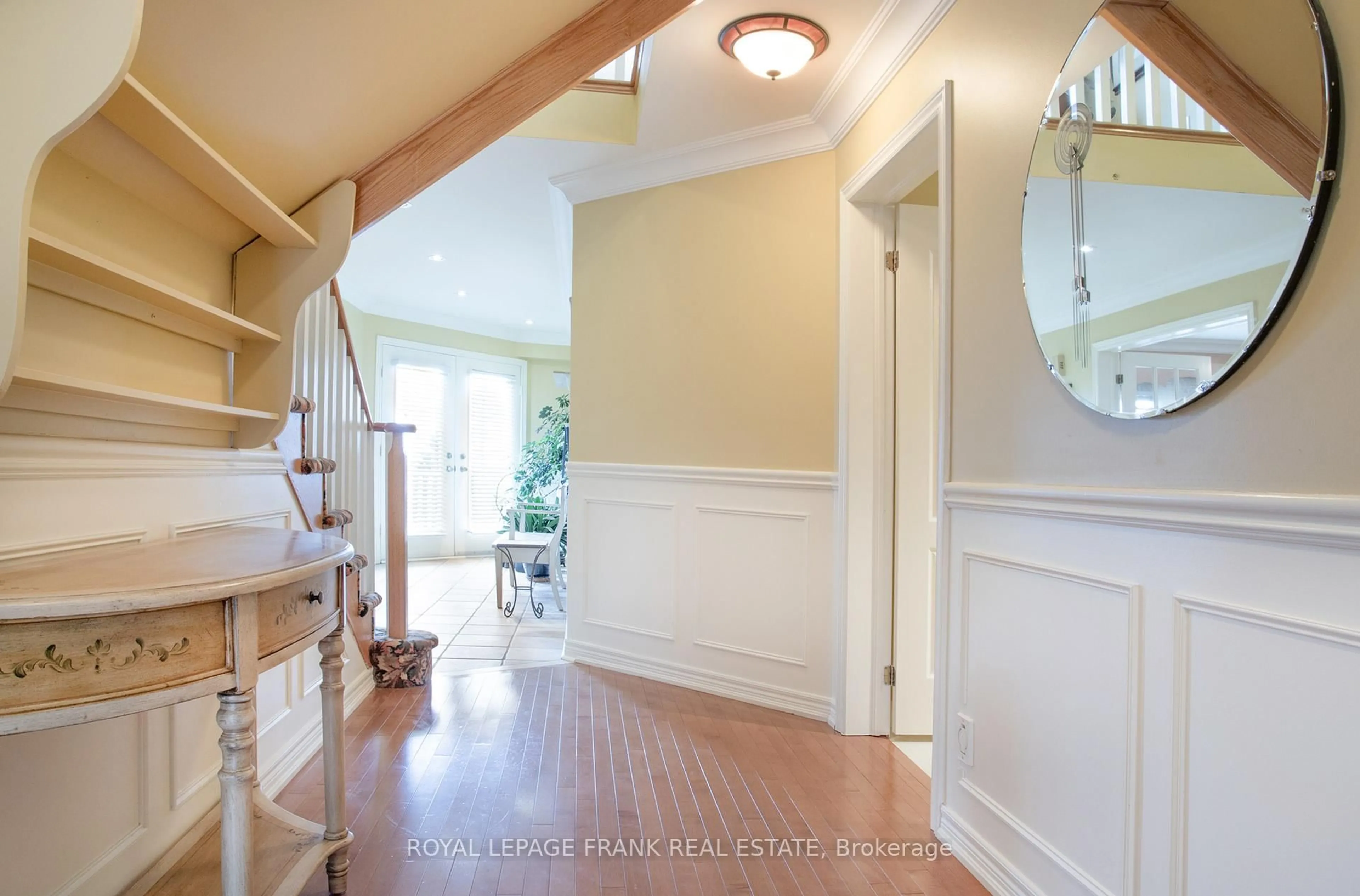 Indoor foyer for 2940 Lakeview Blvd, Ajax Ontario L1S 1A3