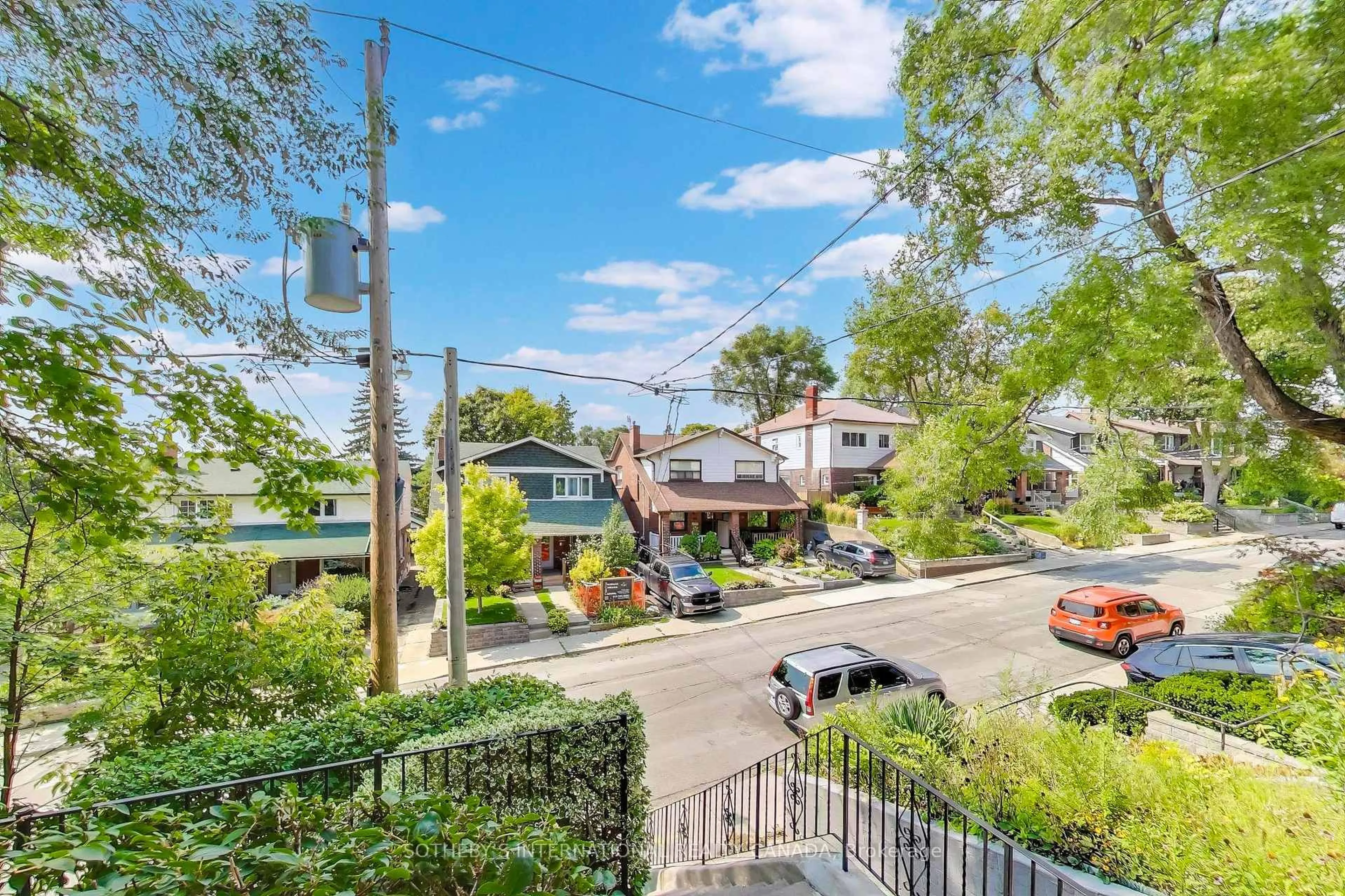 A pic from outside/outdoor area/front of a property/back of a property/a pic from drone, street for 159 Glenmount Park Rd, Toronto Ontario M4E 2N3