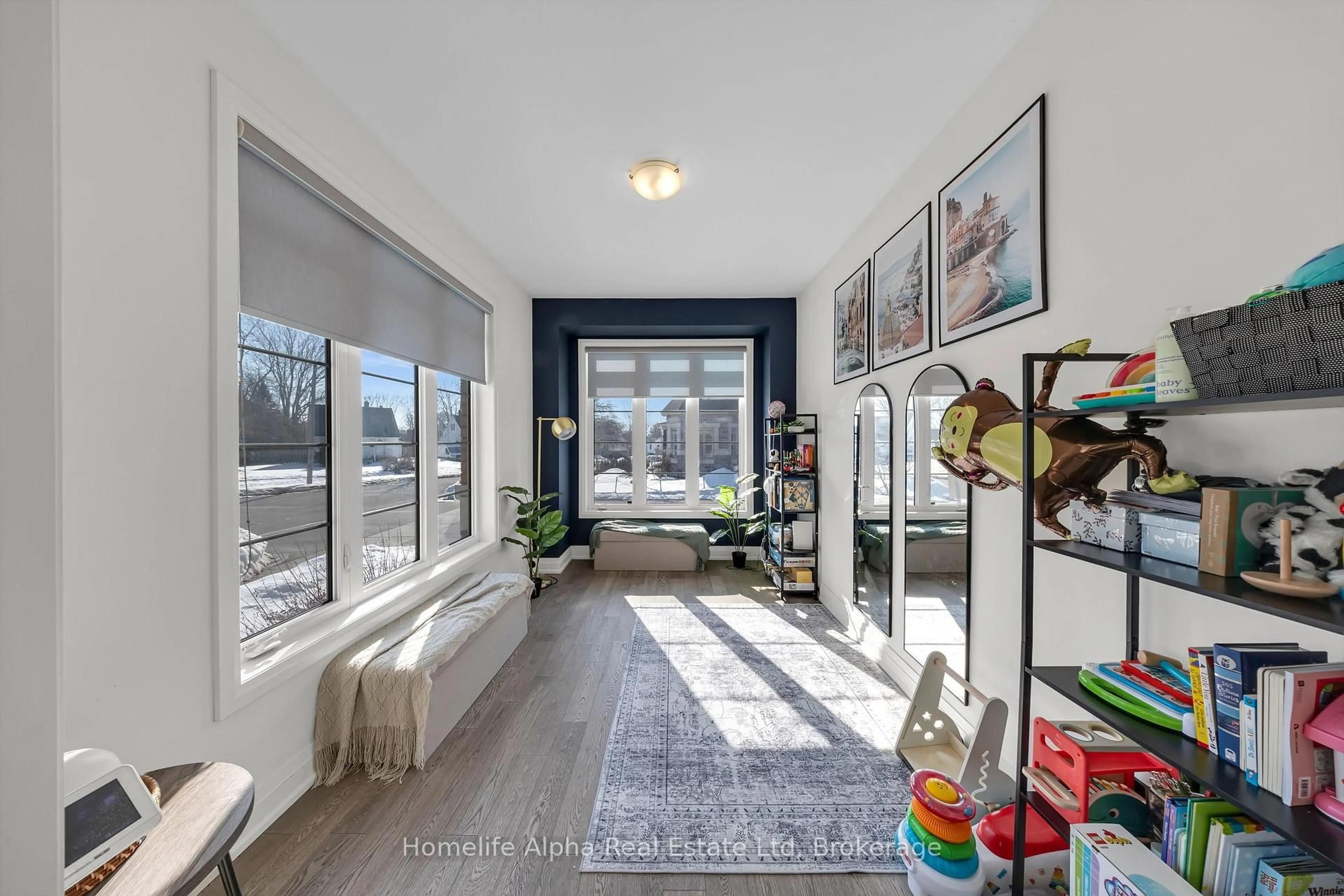 Indoor entryway for 35 Hassard - Short Lane, Ajax Ontario L1S 0G4