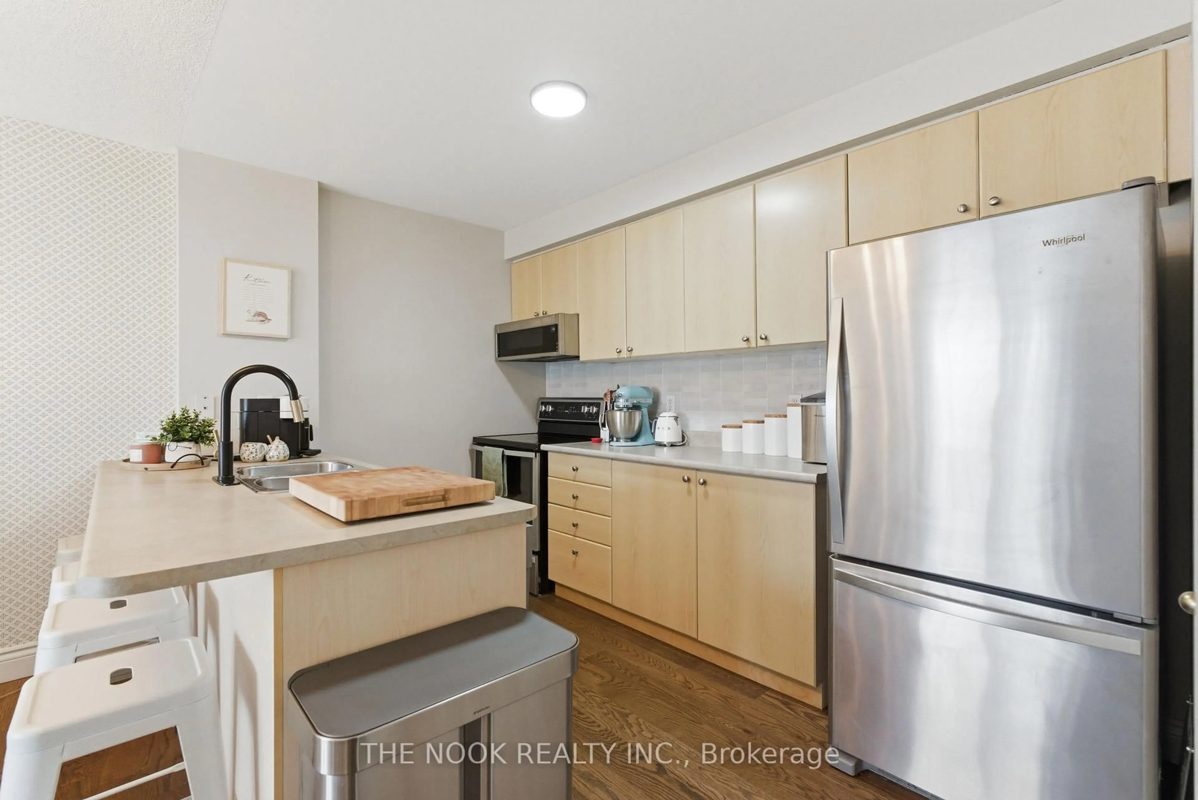 Standard kitchen, unknown for 83 Aspen Springs Dr #309, Clarington Ontario L1C 5J7