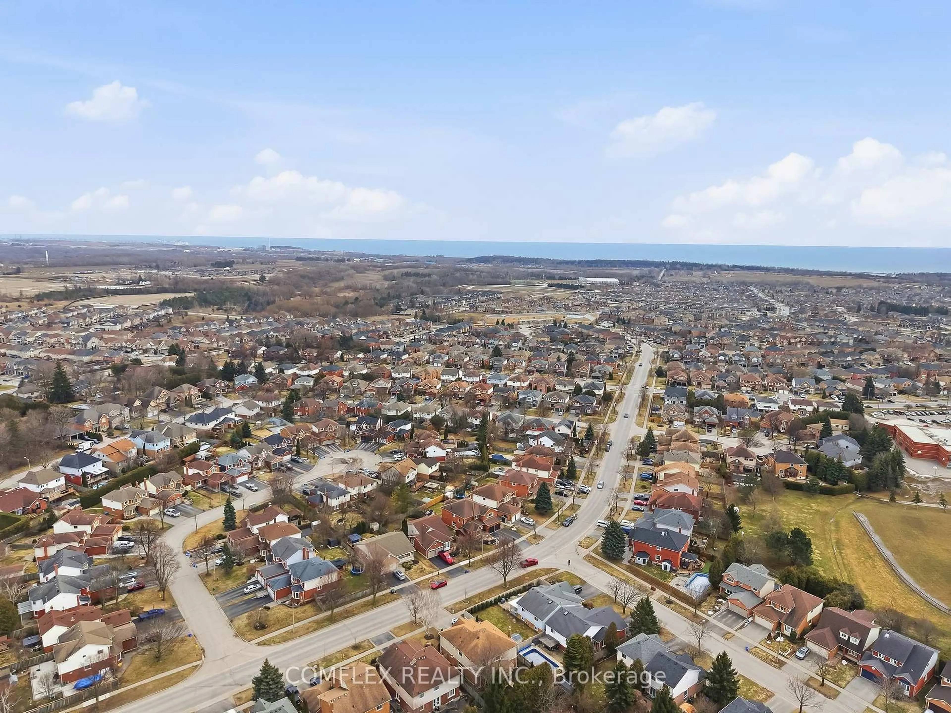 A pic from outside/outdoor area/front of a property/back of a property/a pic from drone, street for 119 Robert Adams Dr, Clarington Ontario L1E 2C4