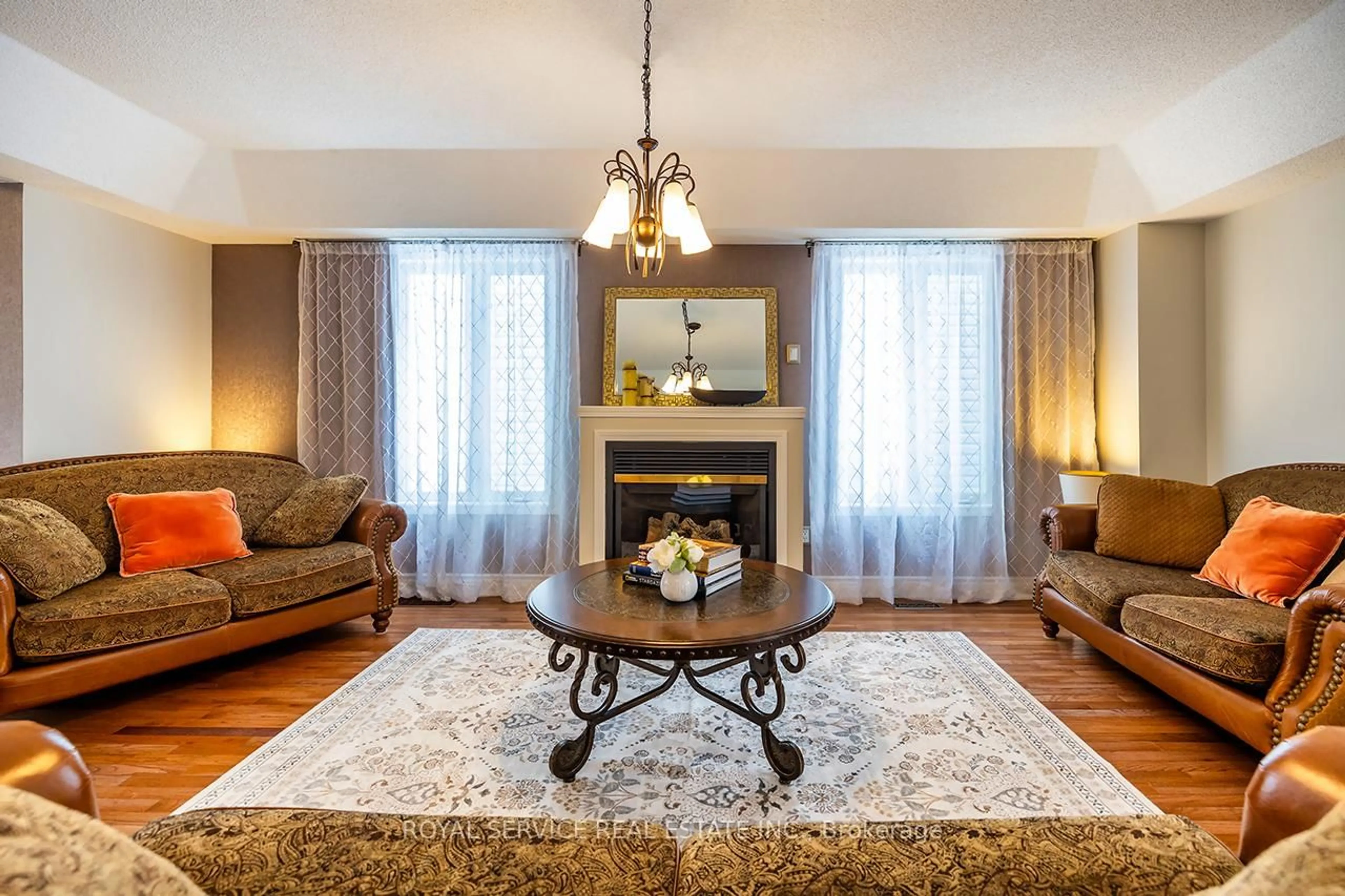 Living room with furniture, unknown for 66 Stillwell Lane, Clarington Ontario L1B 1R4