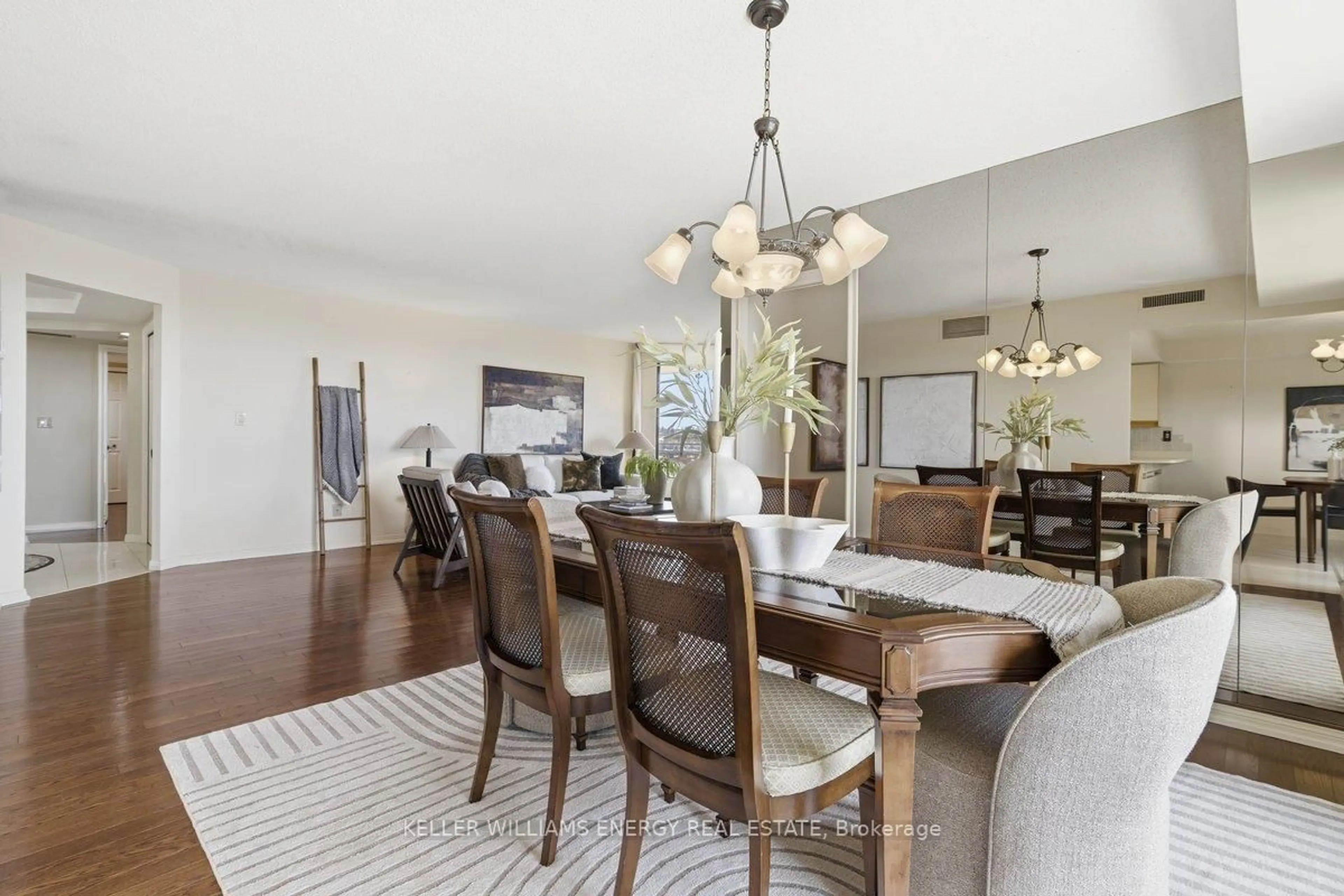 Dining room, unknown for 900 Wilson Rd #1304, Oshawa Ontario L1G 7T2