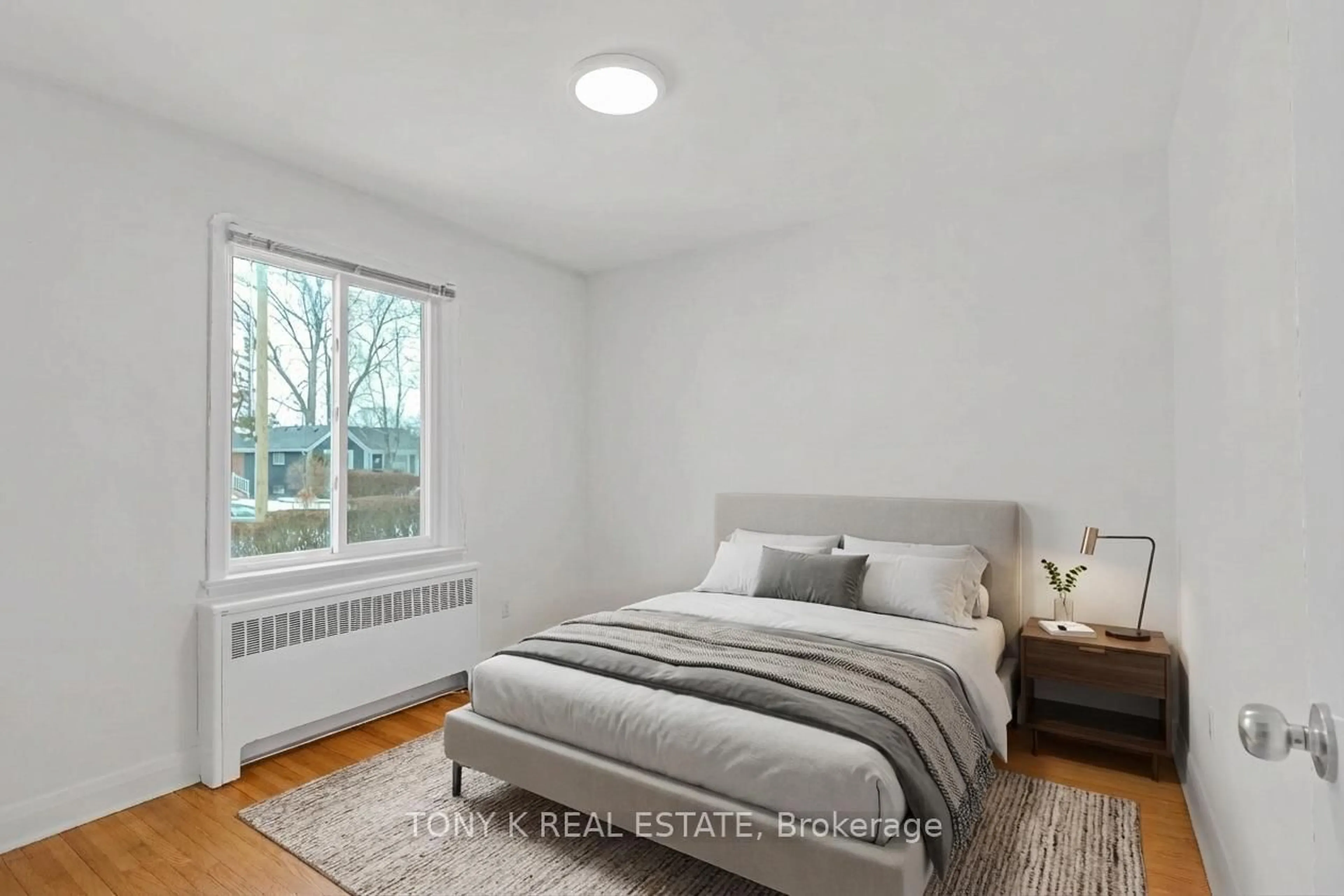 Bedroom with bed, unknown for 23 Scotswood Rd, Toronto Ontario M1R 3N3