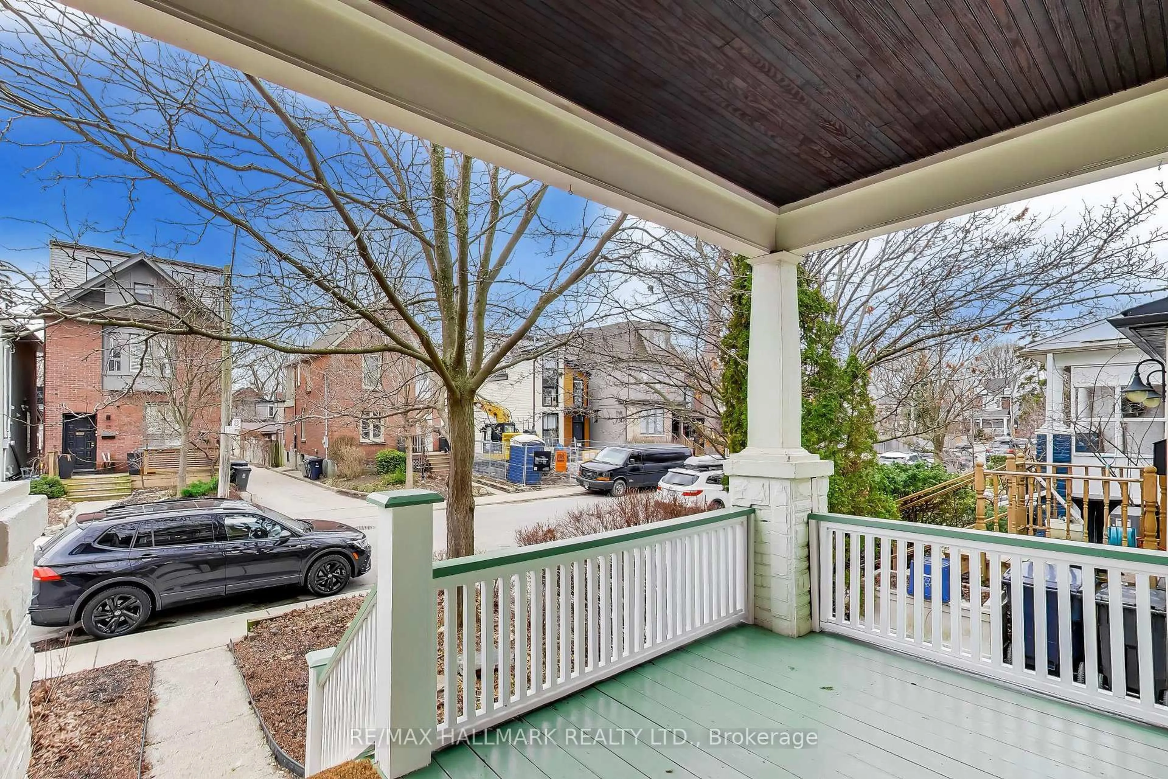 Patio, unknown for 16 Dawson Ave, Toronto Ontario M4J 1E5