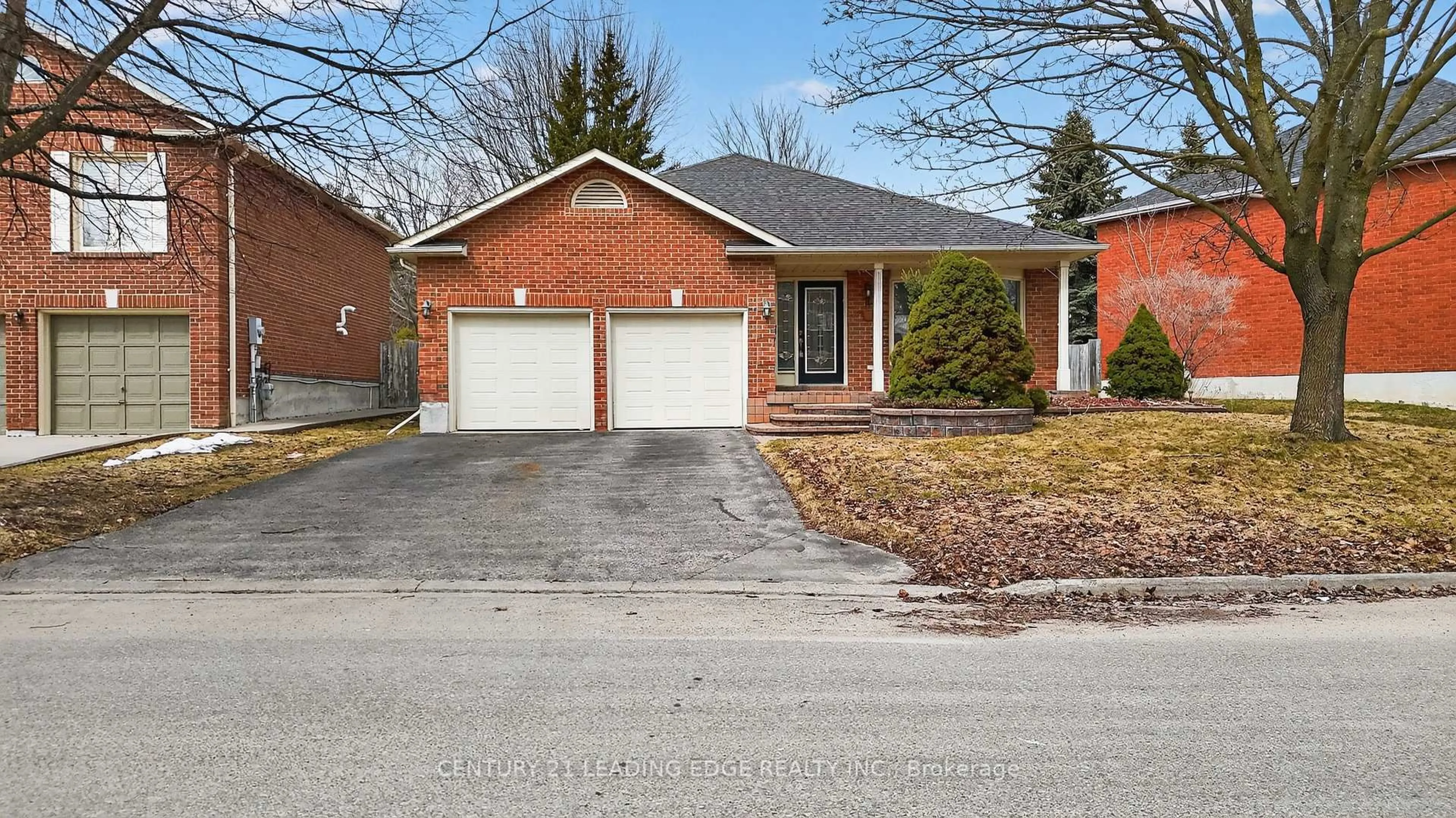 Home with brick exterior material, street for 14 Valleycrest Dr, Clarington Ontario L1E 1J1