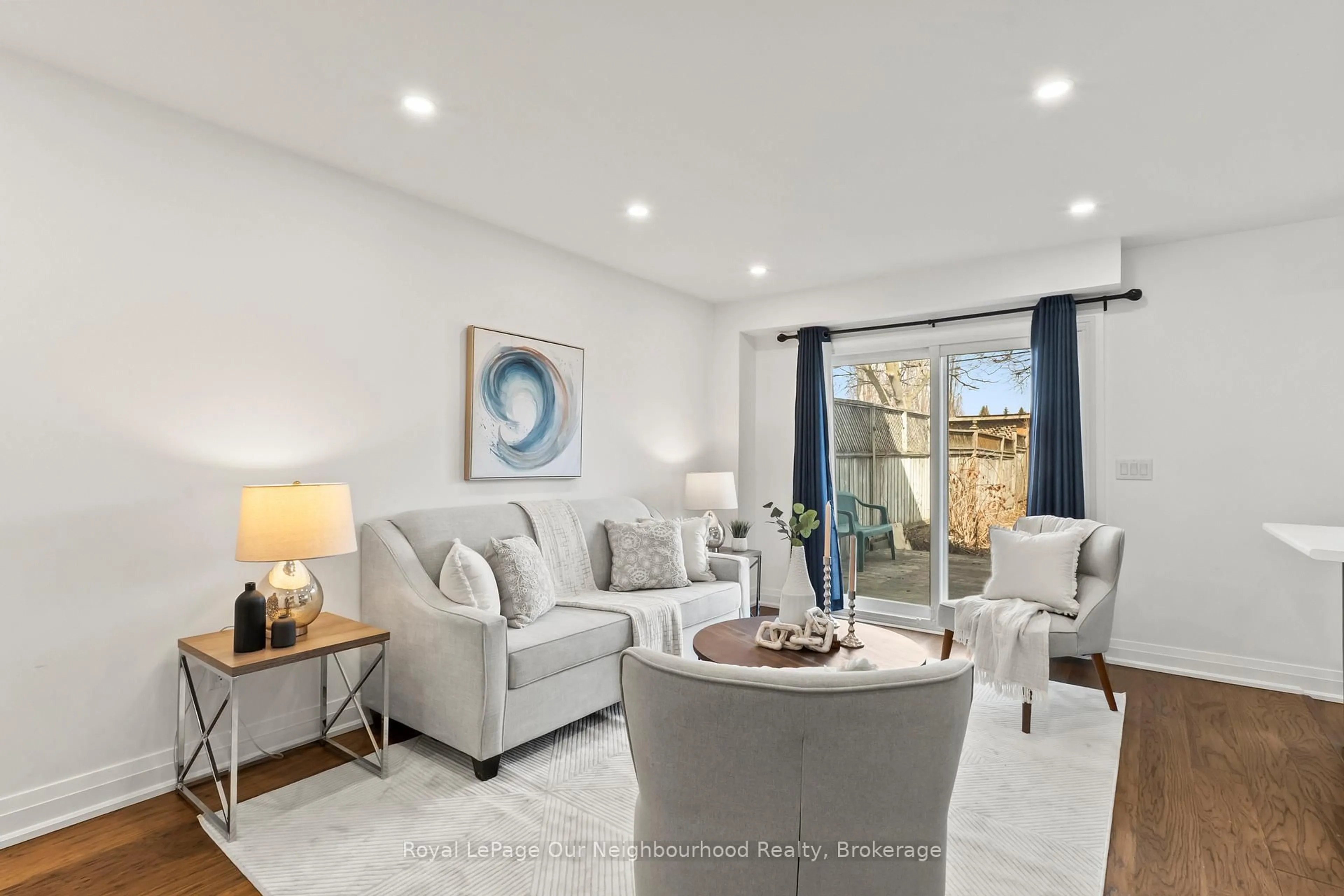 Living room with furniture, unknown for 571 Berwick Cres, Oshawa Ontario L1J 3E6