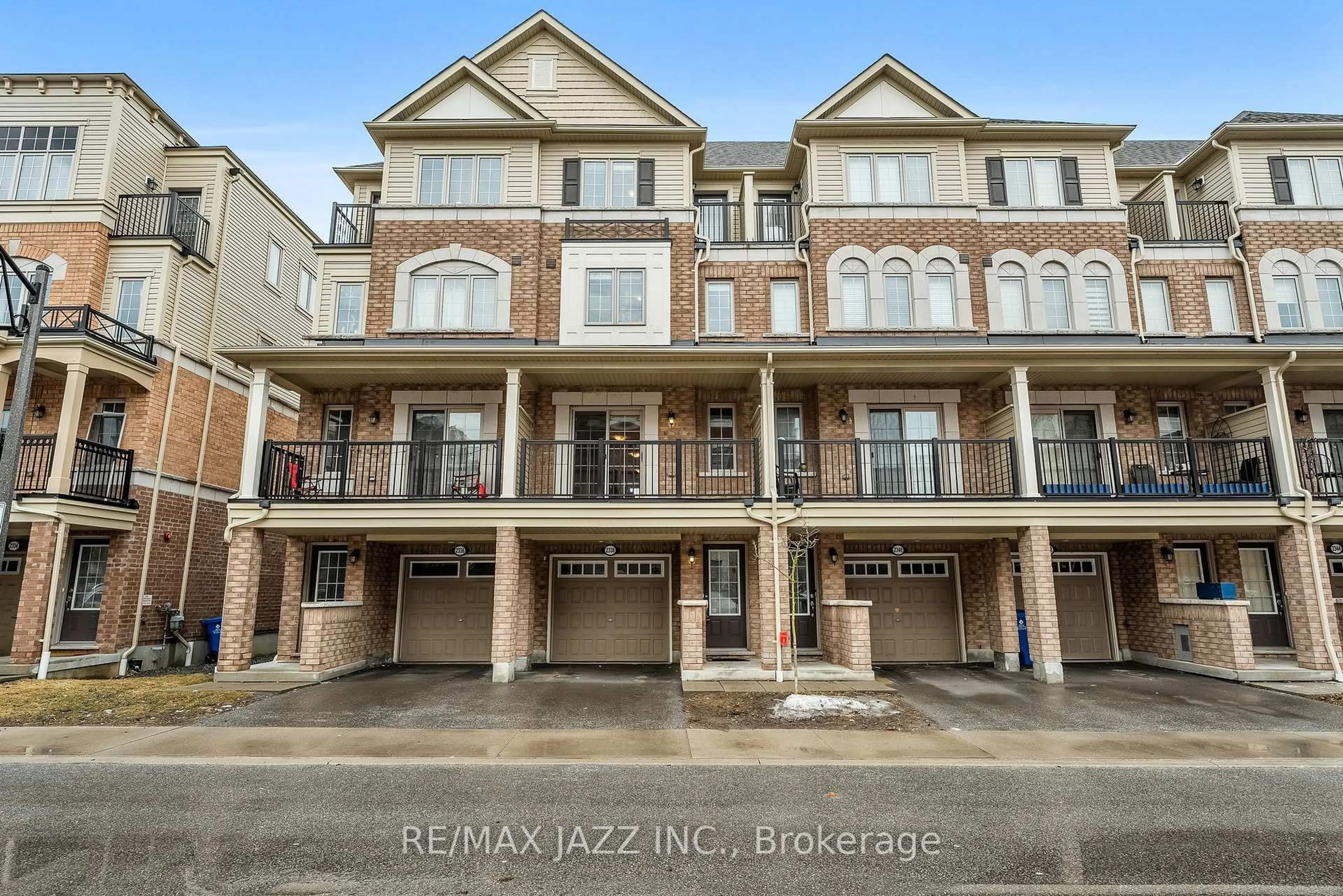 A pic from outside/outdoor area/front of a property/back of a property/a pic from drone, water/lake/river/ocean view for 2338 Chevron Prince Path #331, Oshawa Ontario L1K 0K8