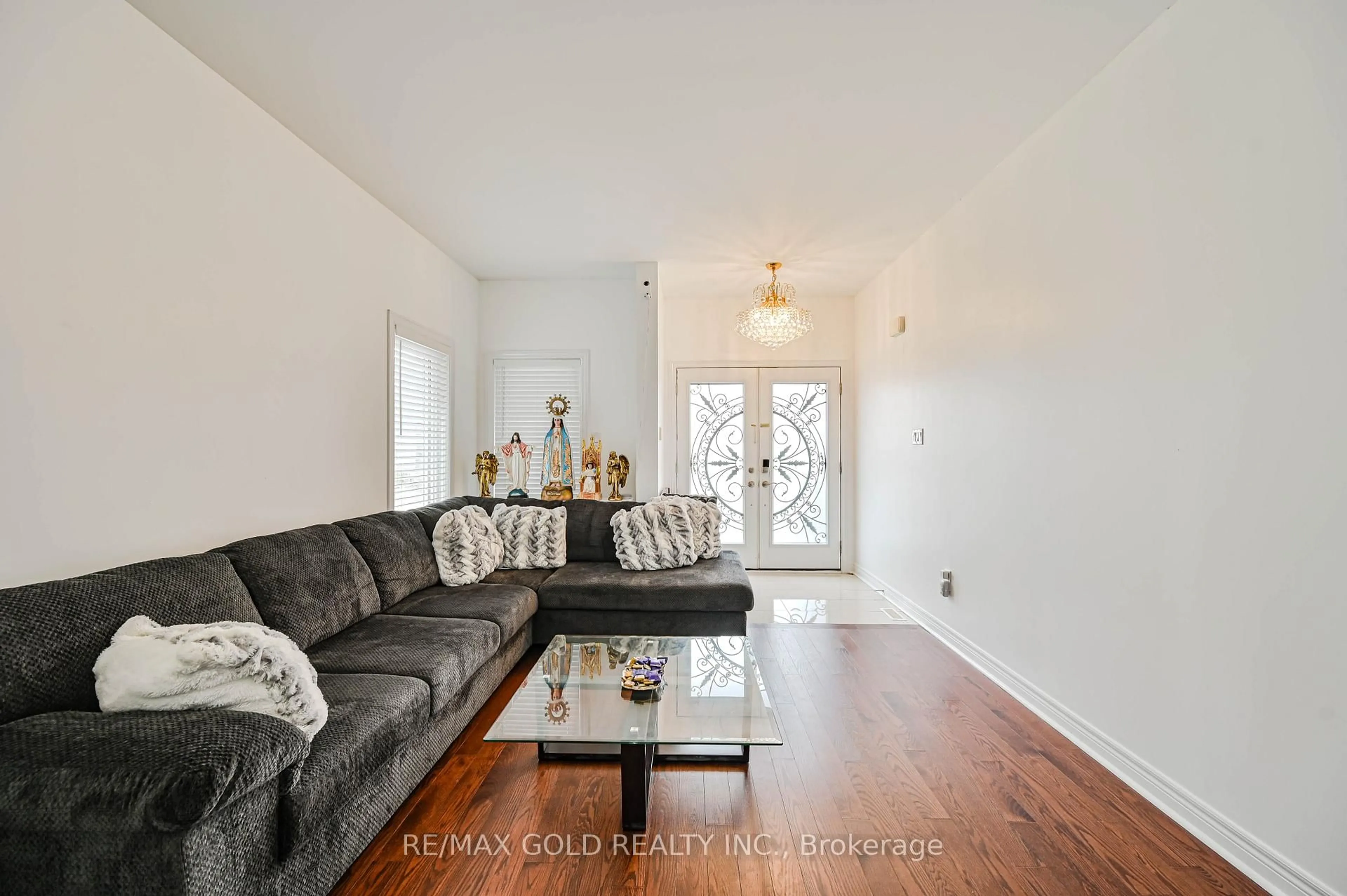 Living room with furniture, unknown for 7 Bellotti Cres, Ajax Ontario L1Z 0M2