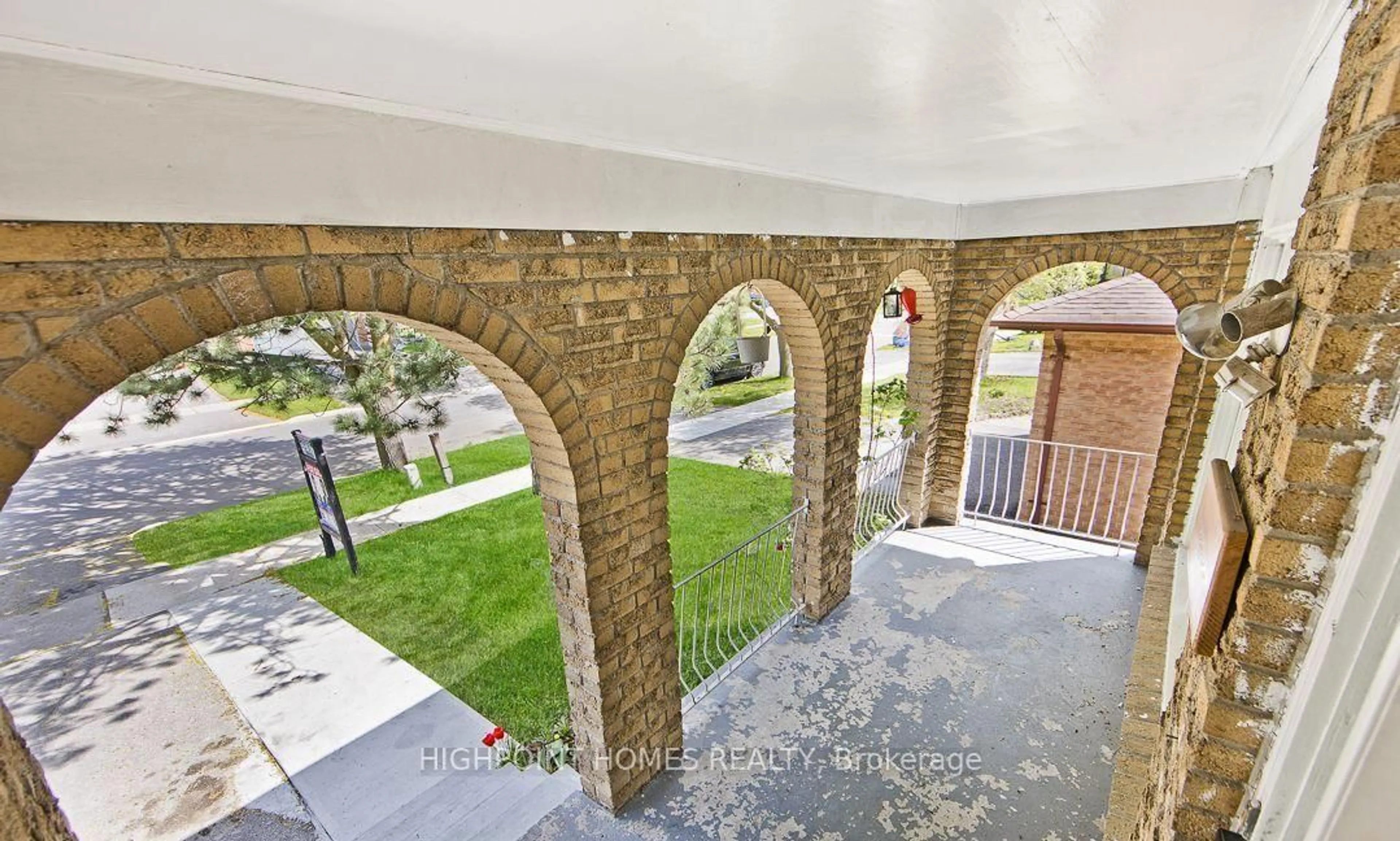 Unknown for 1870 Rosefield Rd, Pickering Ontario L1V 3H6