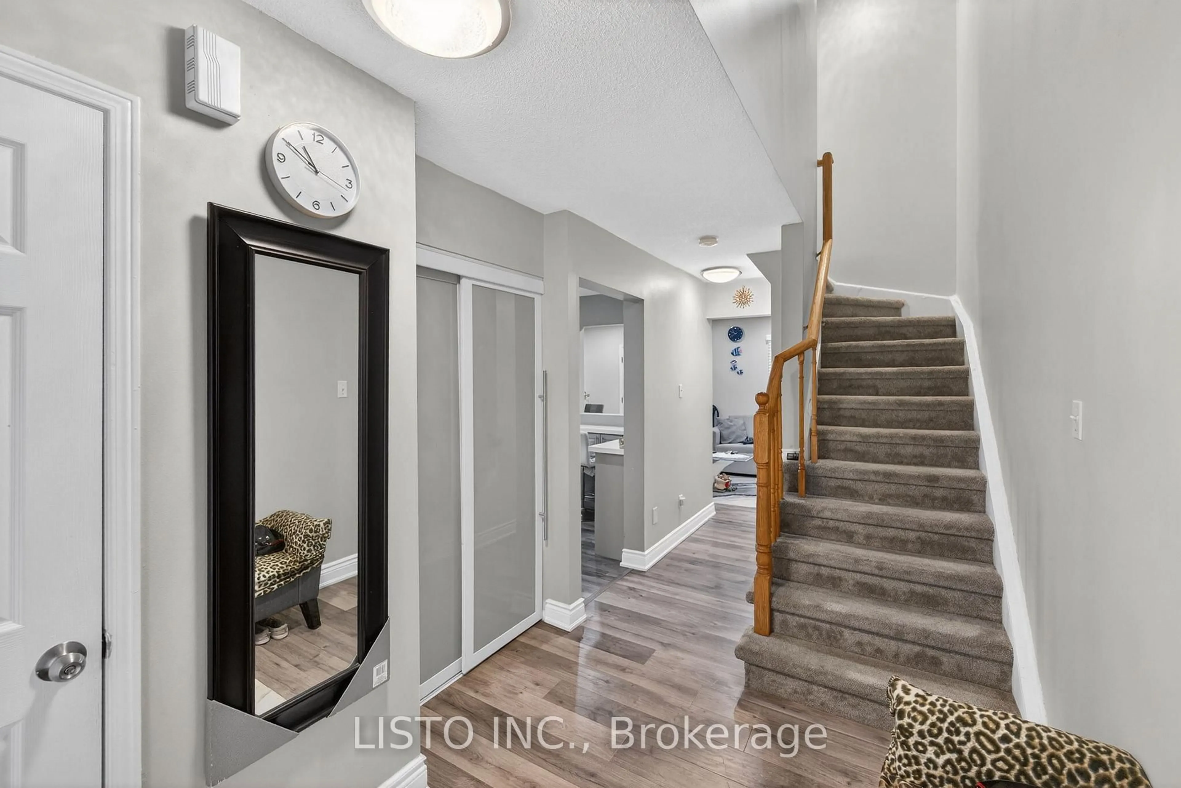 Indoor entryway for 106 Timber Mill Ave, Whitby Ontario L1R 2H4