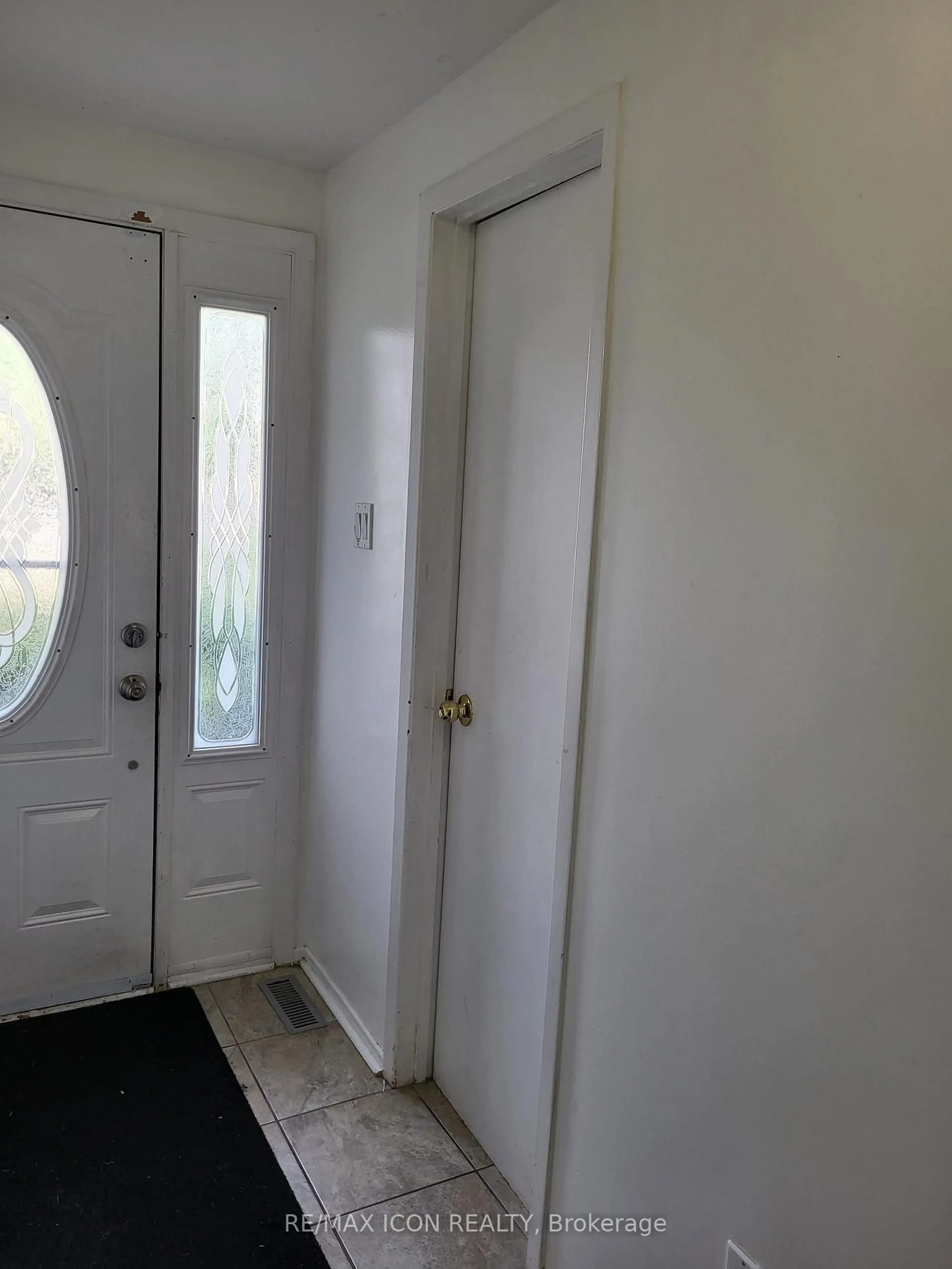 Unknown for 351 Trudelle St, Toronto Ontario M1J 3J9