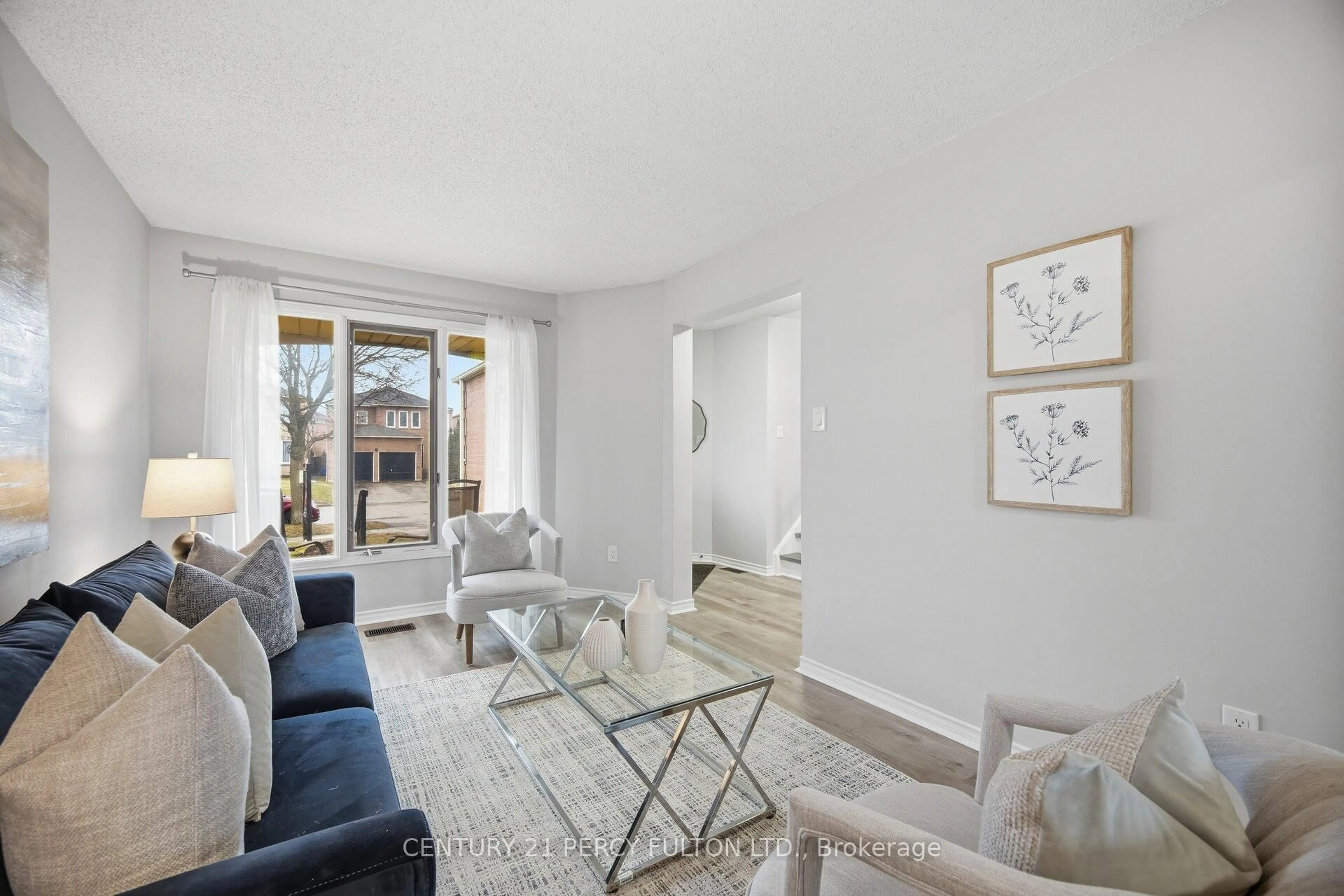 Living room with furniture, unknown for 4 Raine Dr, Ajax Ontario L1T 3L3