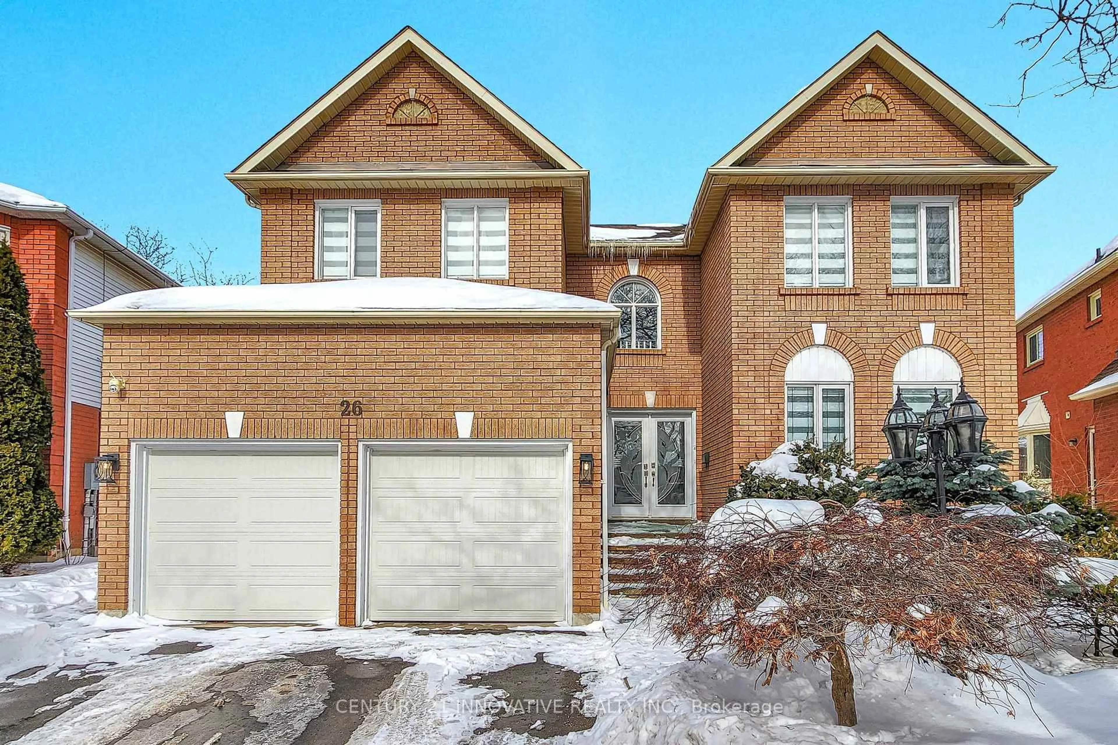 Home with brick exterior material, street for 26 Wigston Crt, Whitby Ontario L1R 2B9