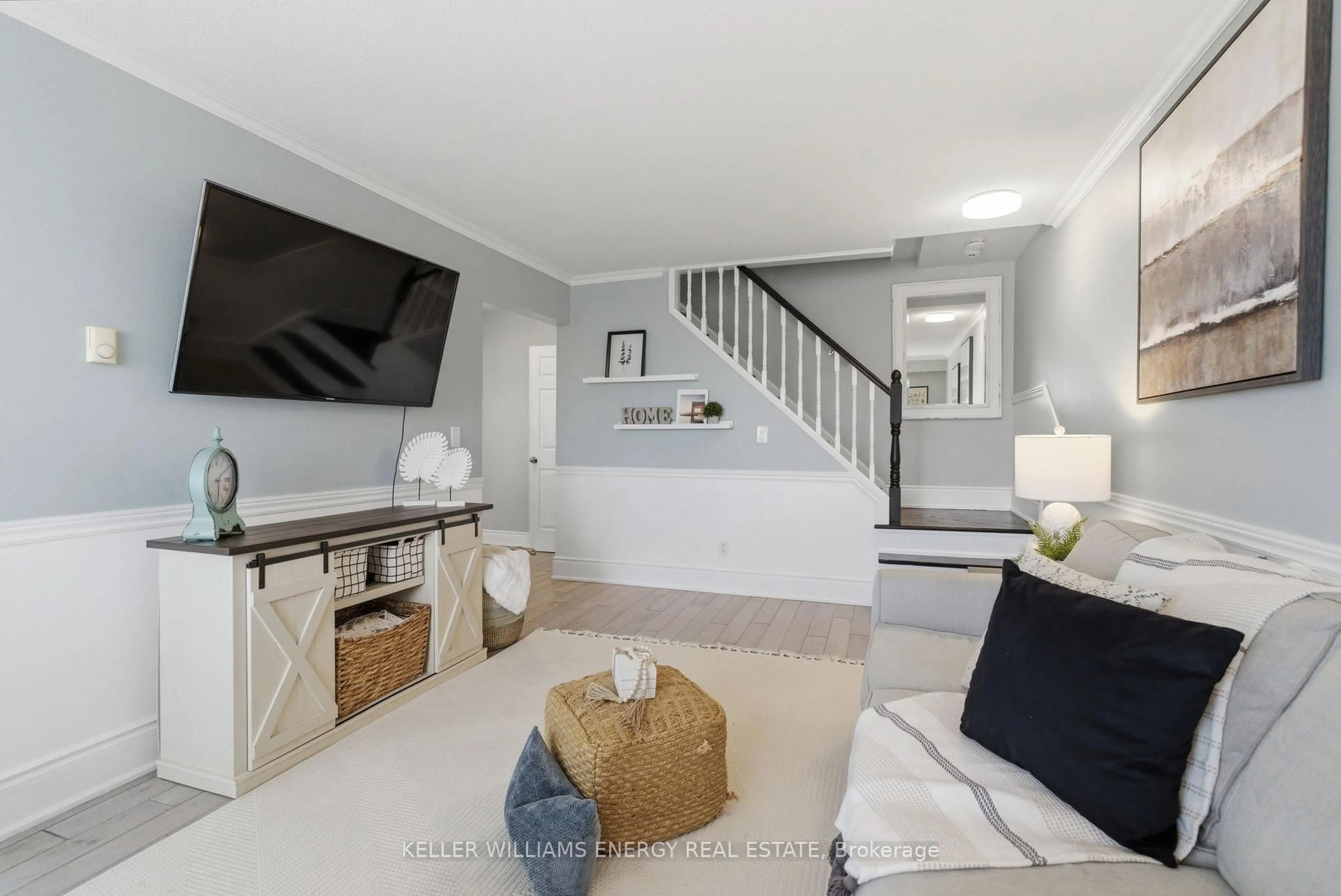 Living room with furniture, unknown for 33 Taunton Rd #12, Oshawa Ontario L1G 3T6