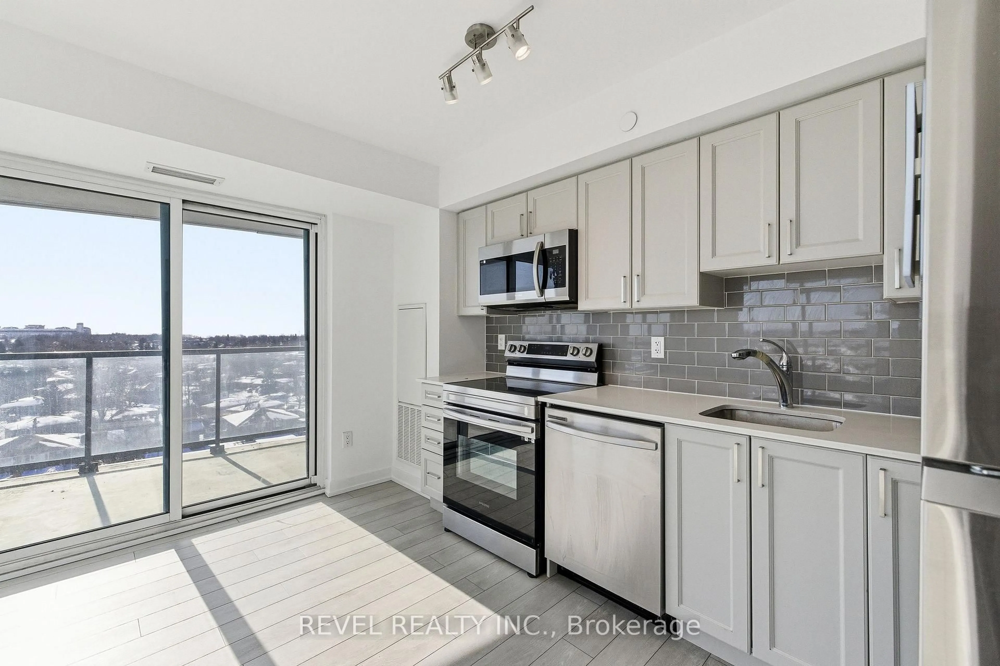 Standard kitchen, unknown for 1480 Bayly St #912, Pickering Ontario L1W 3R5