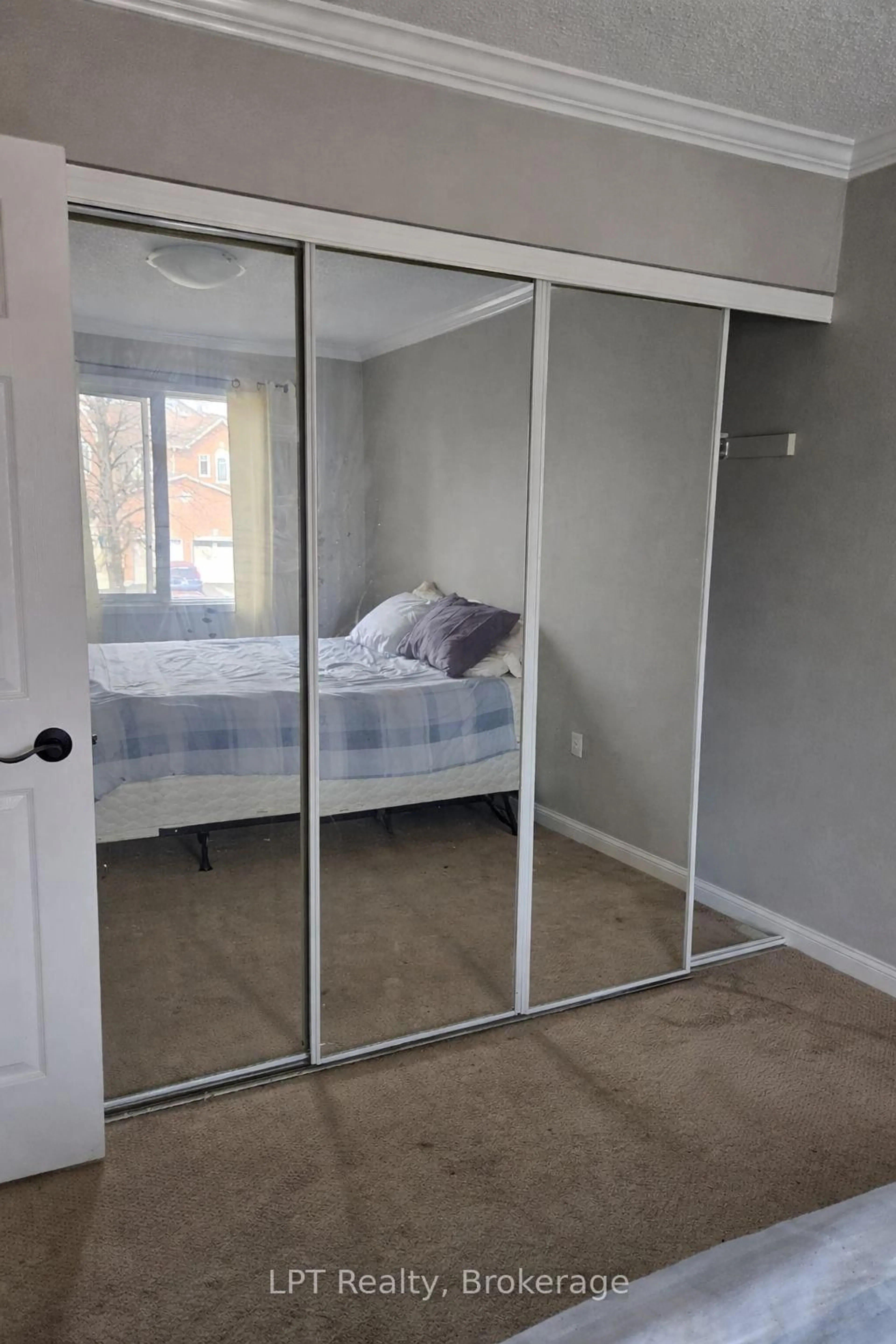 A pic of a room for 66 Landerville Lane, Clarington Ontario L1C 4Y1