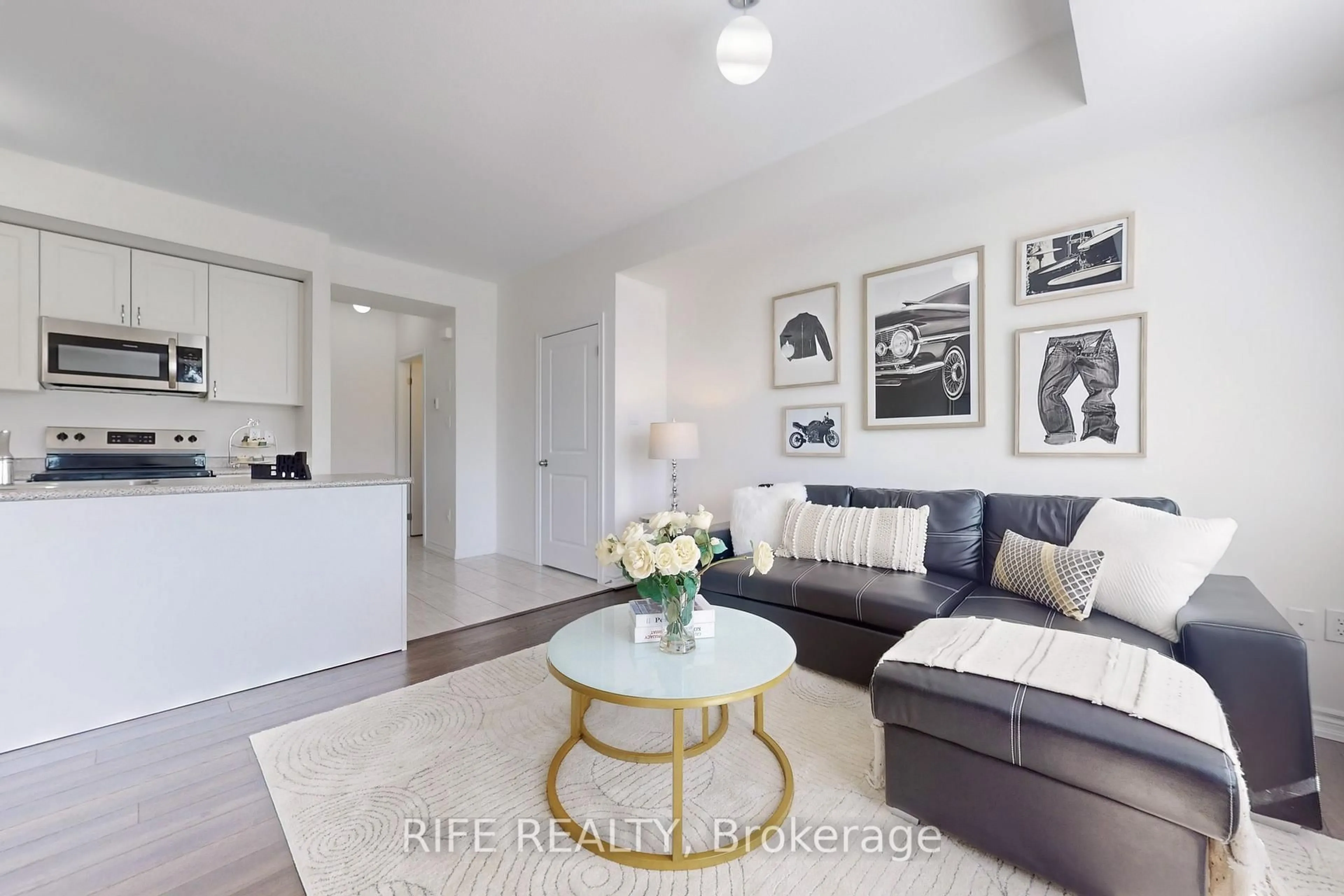 Living room with furniture, unknown for 2623 Garrison Crossing, Pickering Ontario L1X 0E5