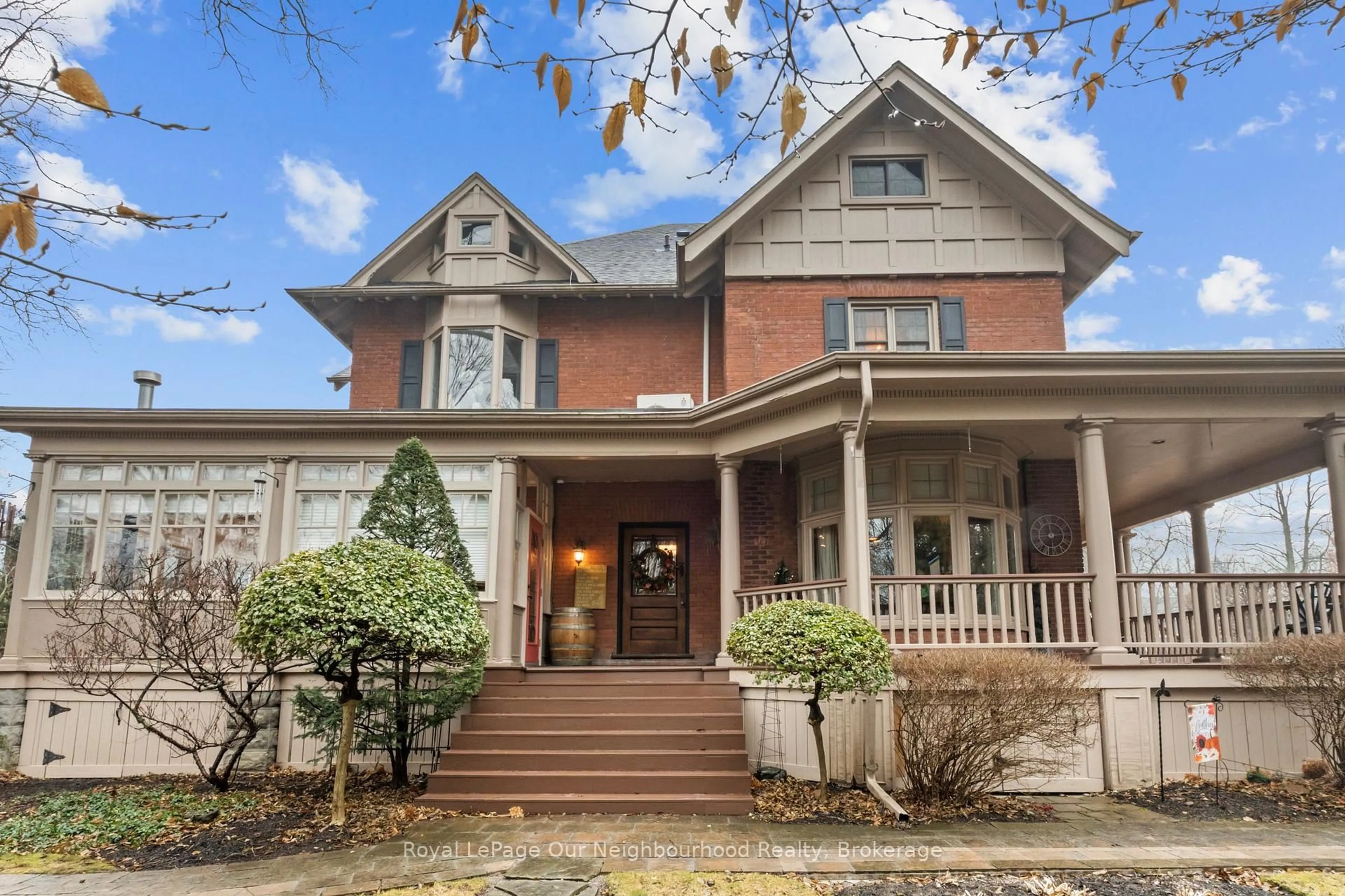 Home with brick exterior material, street for 305 Trent St, Whitby Ontario L1N 1M3